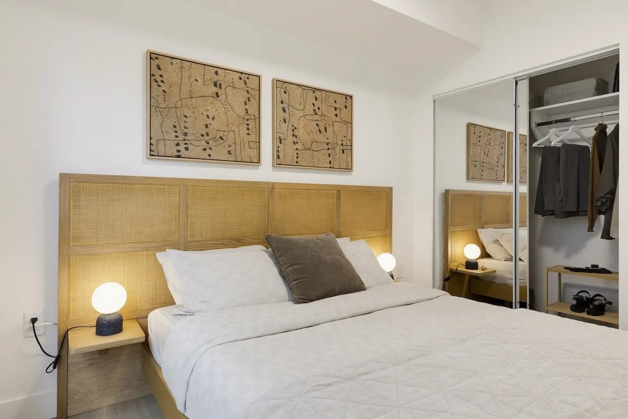 2235 E Broadway #111