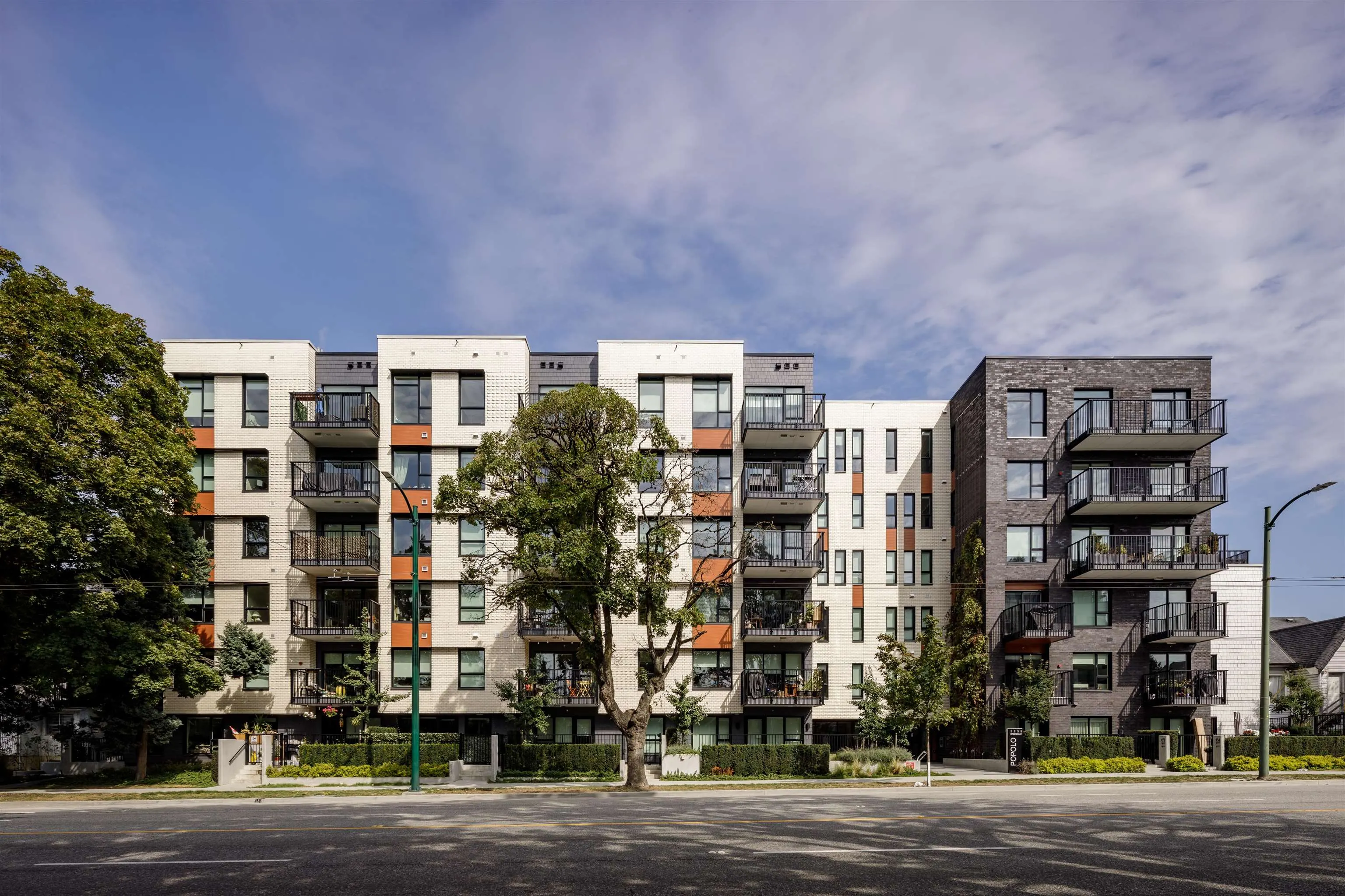 2235 E Broadway #111