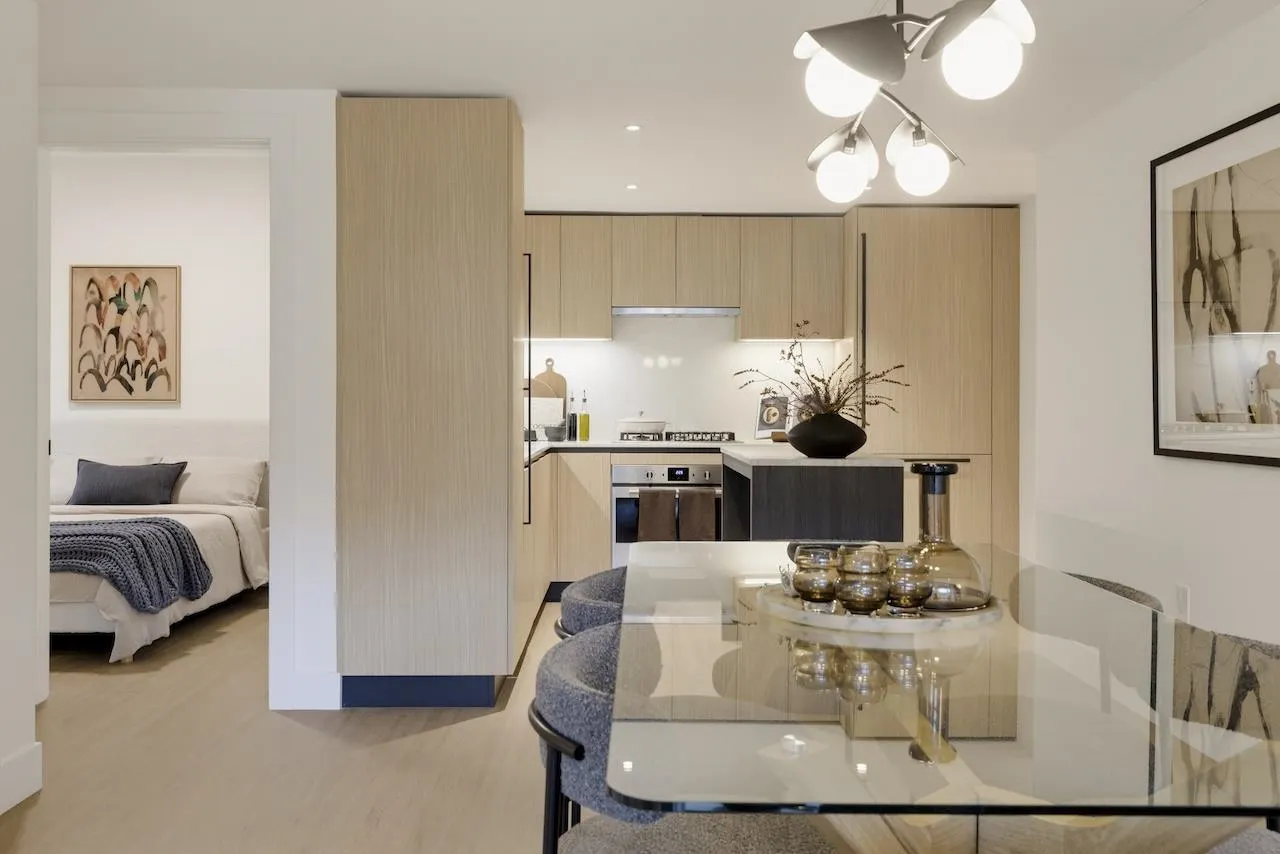 2235 E Broadway #111