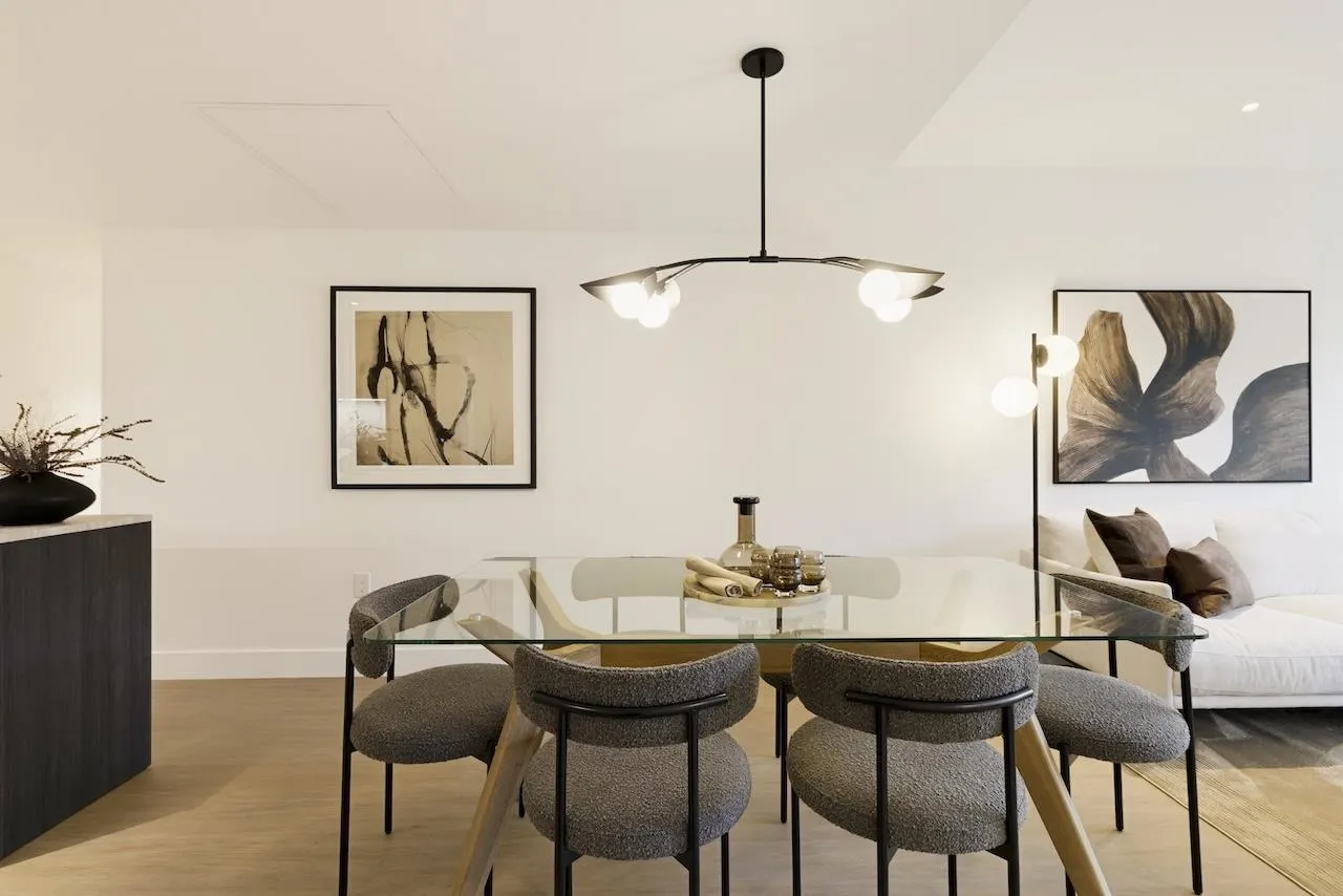 2235 E Broadway #111