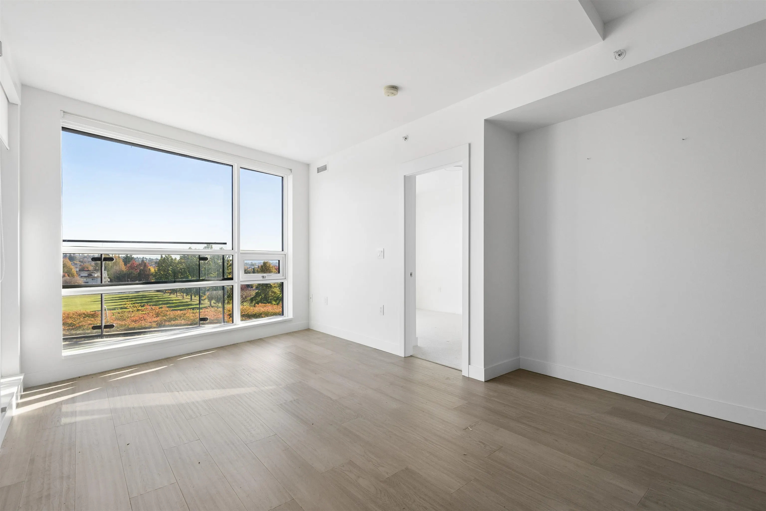 7638 Cambie Street #401