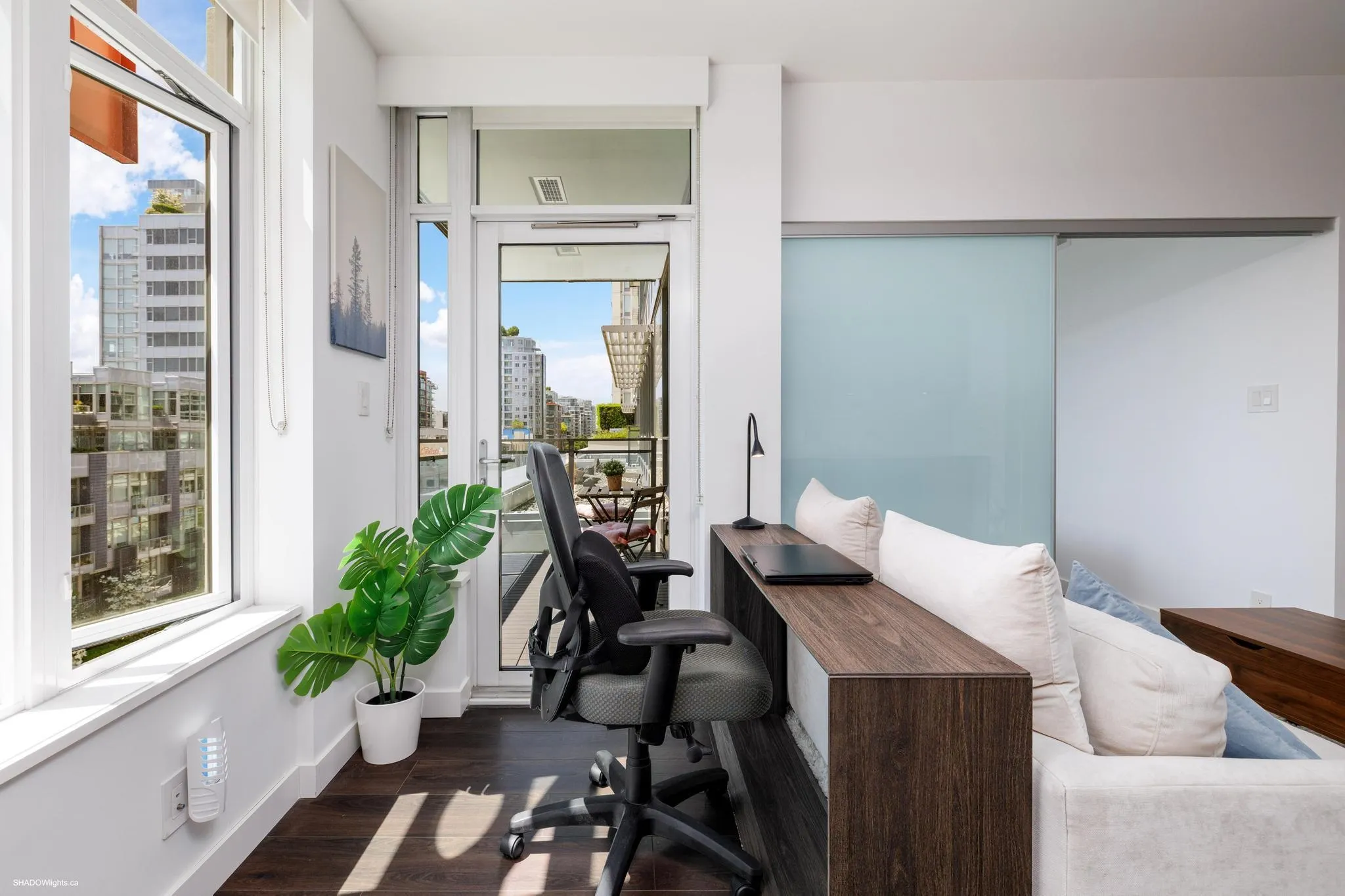 161 E 1st Street #607