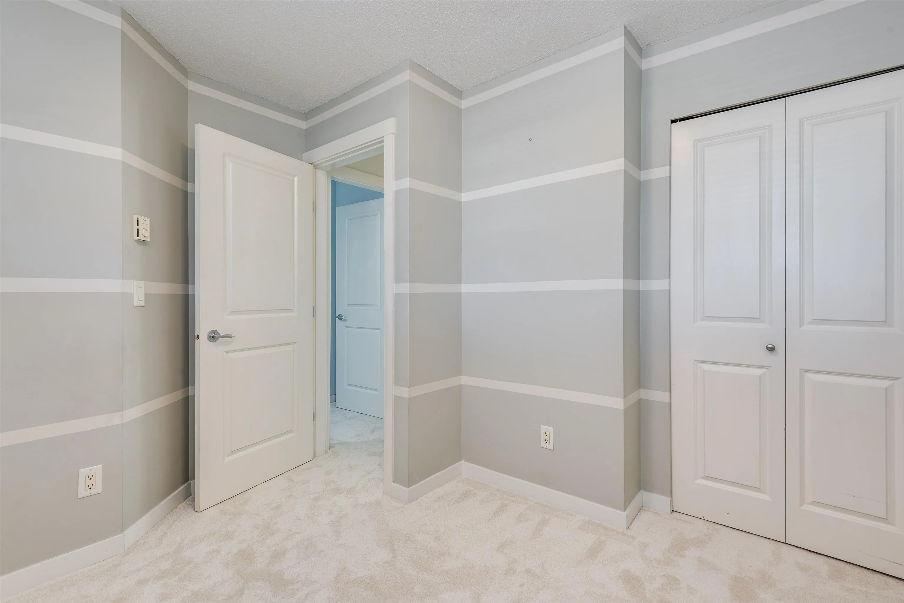 19250 65 Avenue #77