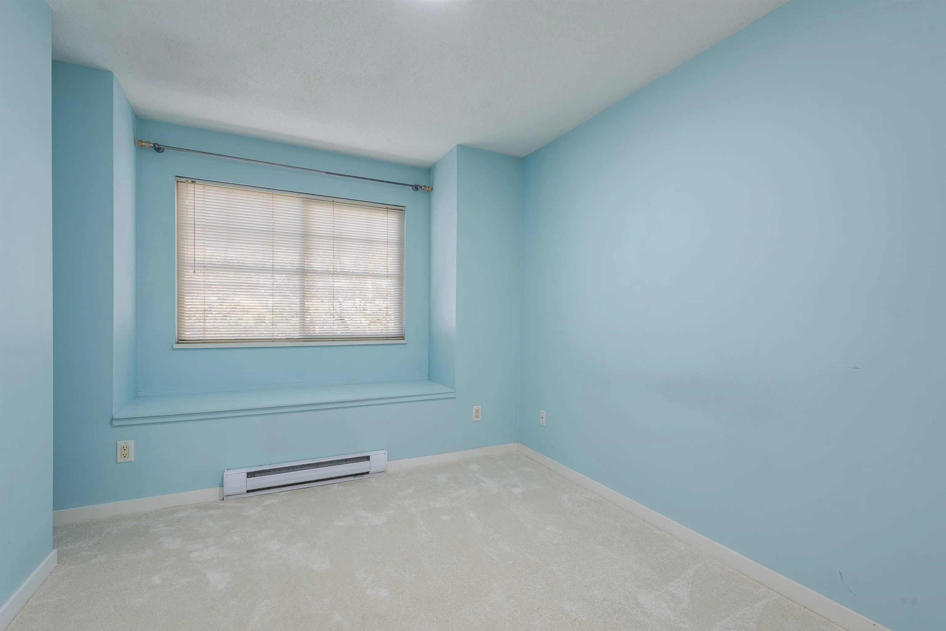 19250 65 Avenue #77