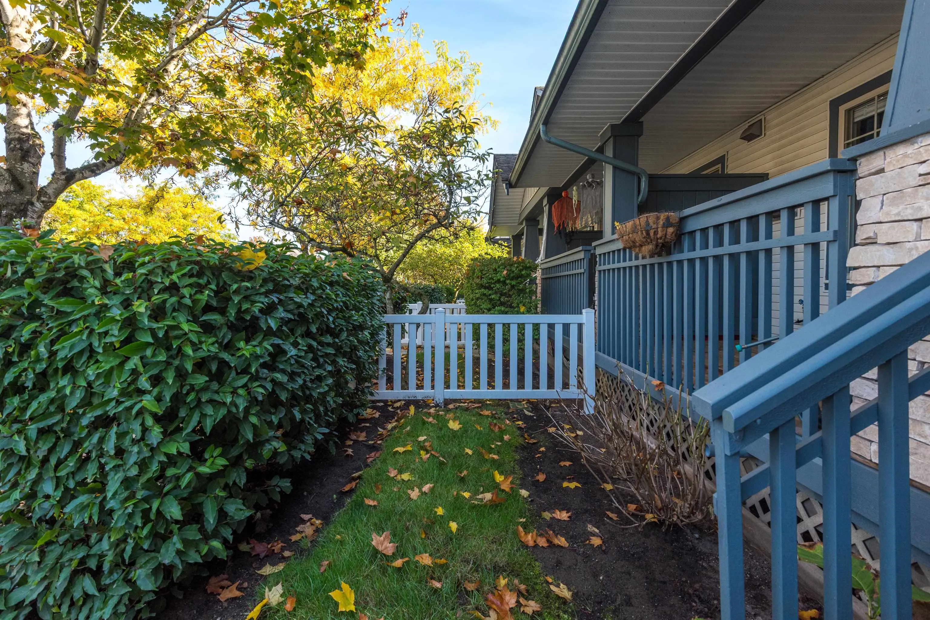 19250 65 Avenue #77