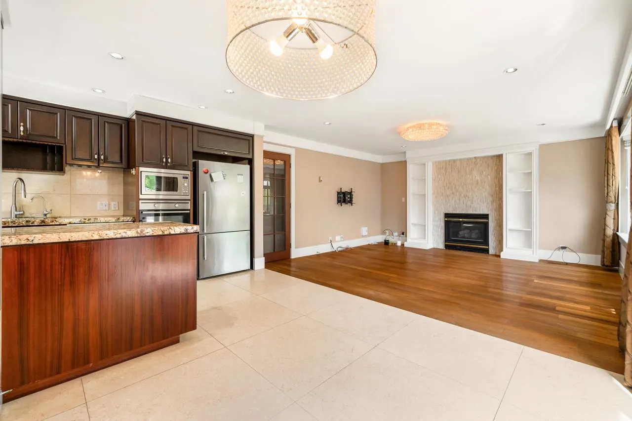 6678 Angus Drive