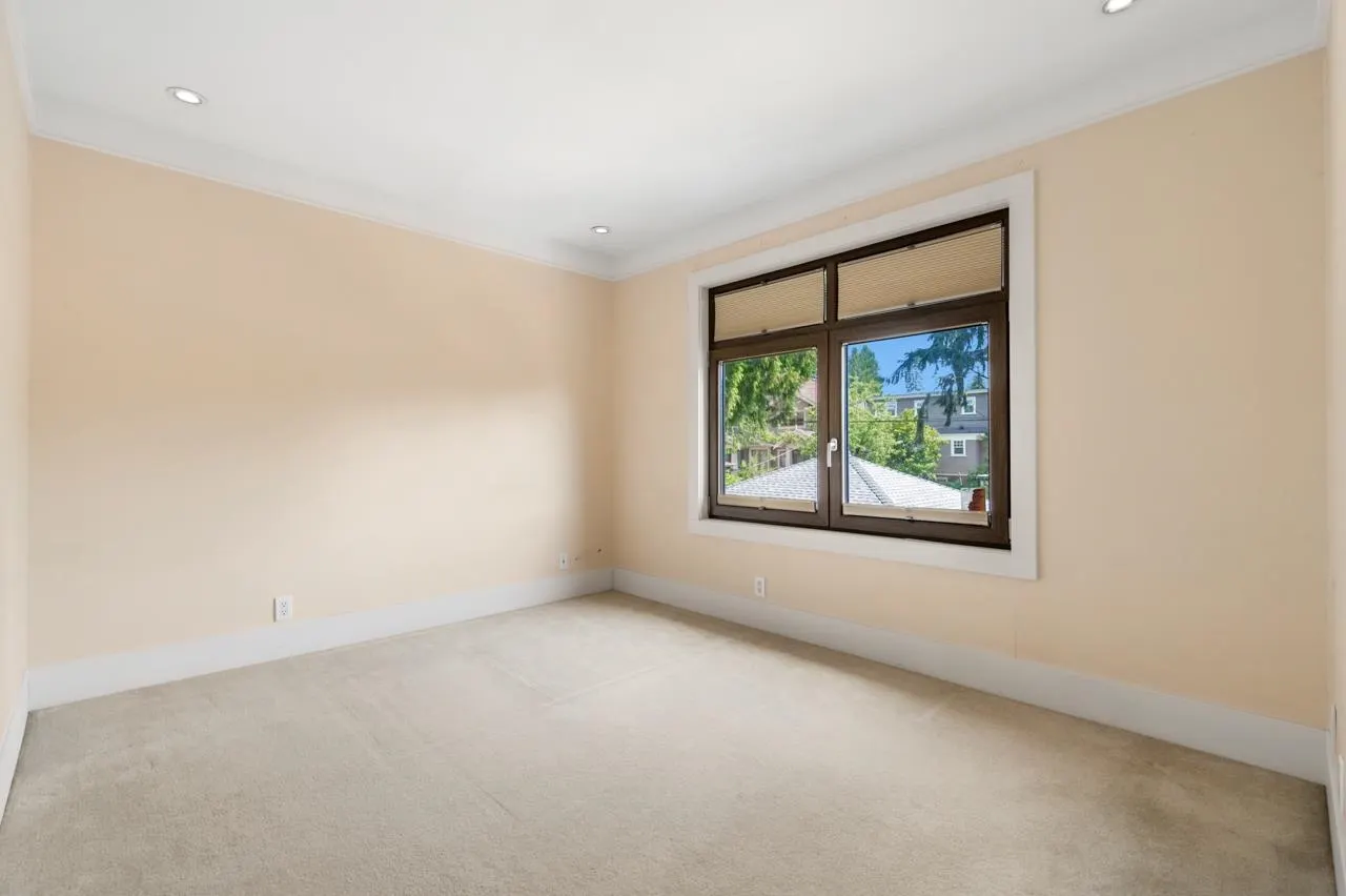 6678 Angus Drive