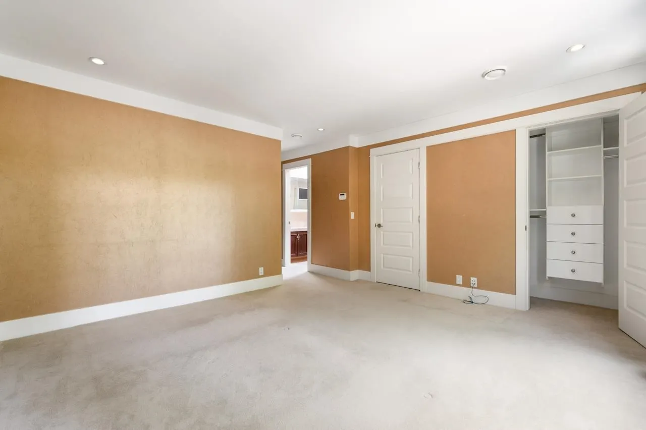 6678 Angus Drive