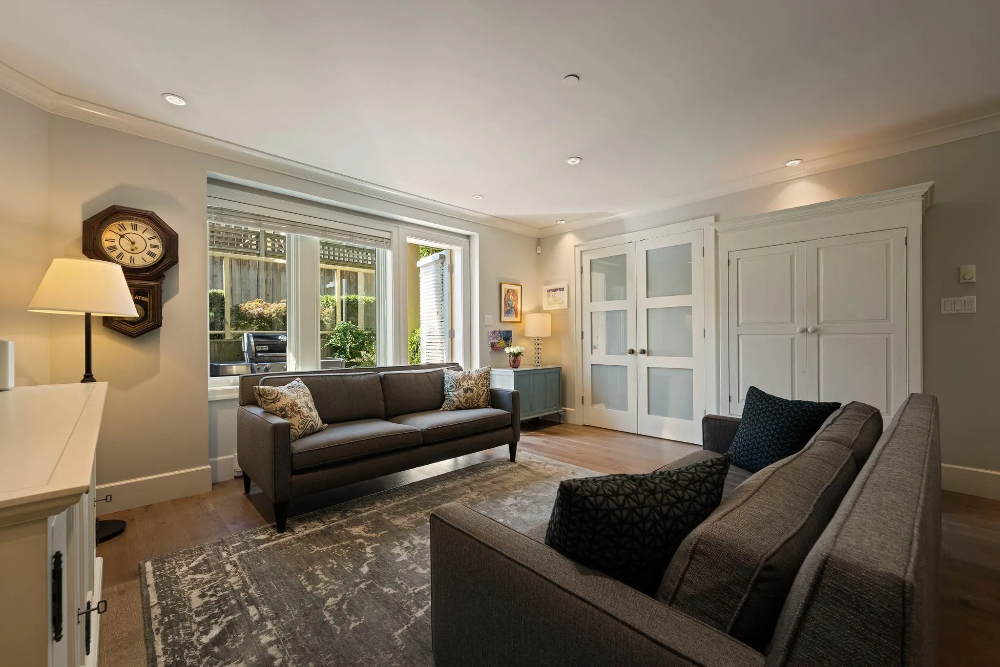 330 W 14th Avenue