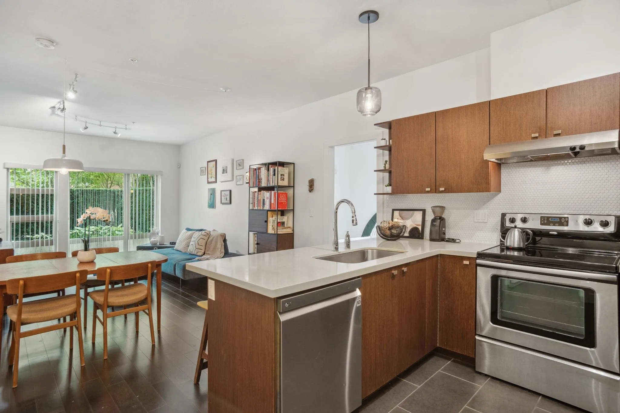 738 E 29th Avenue #125