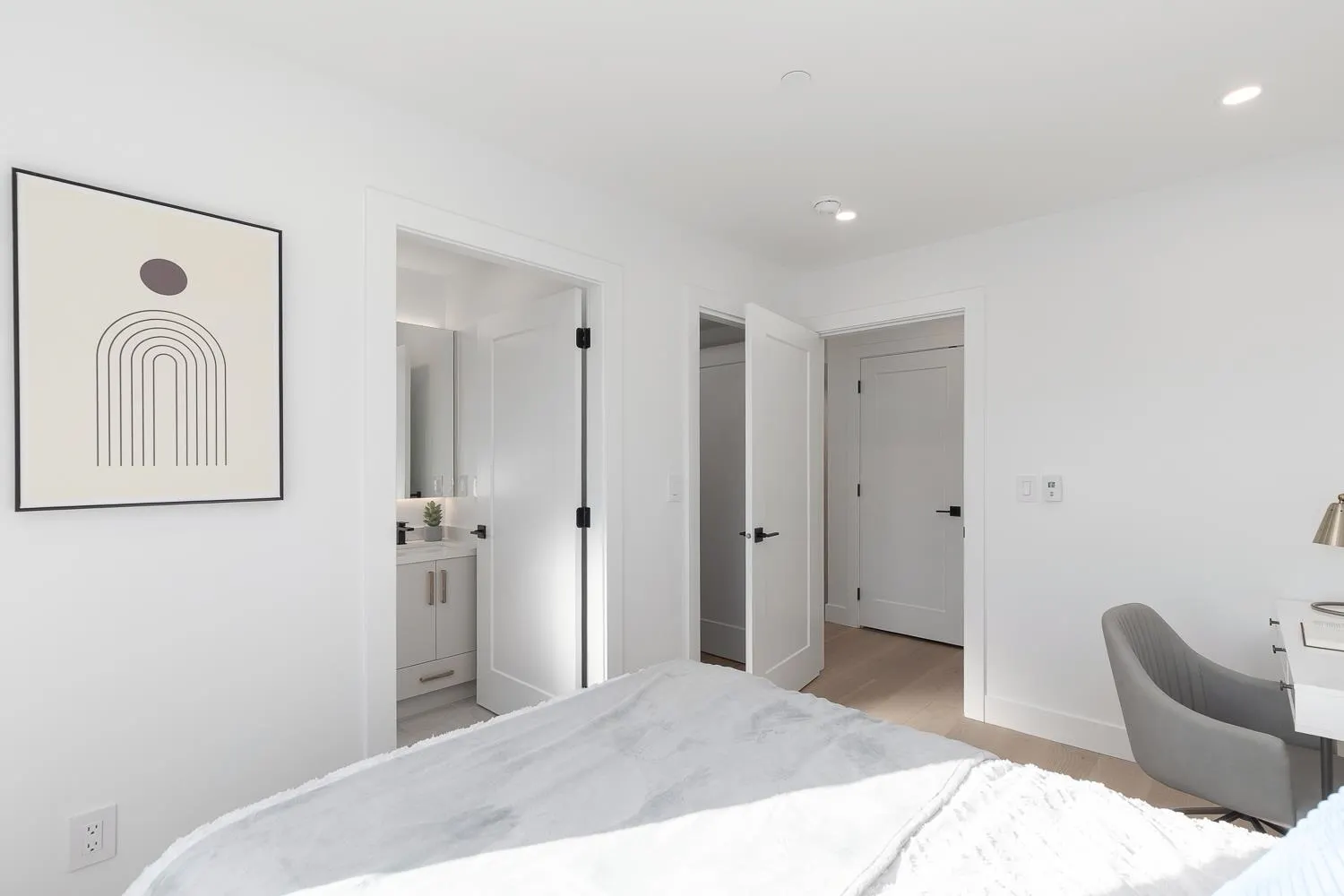 2138 W 48th Avenue #2