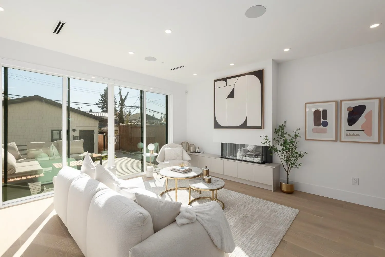 2138 W 48th Avenue #2