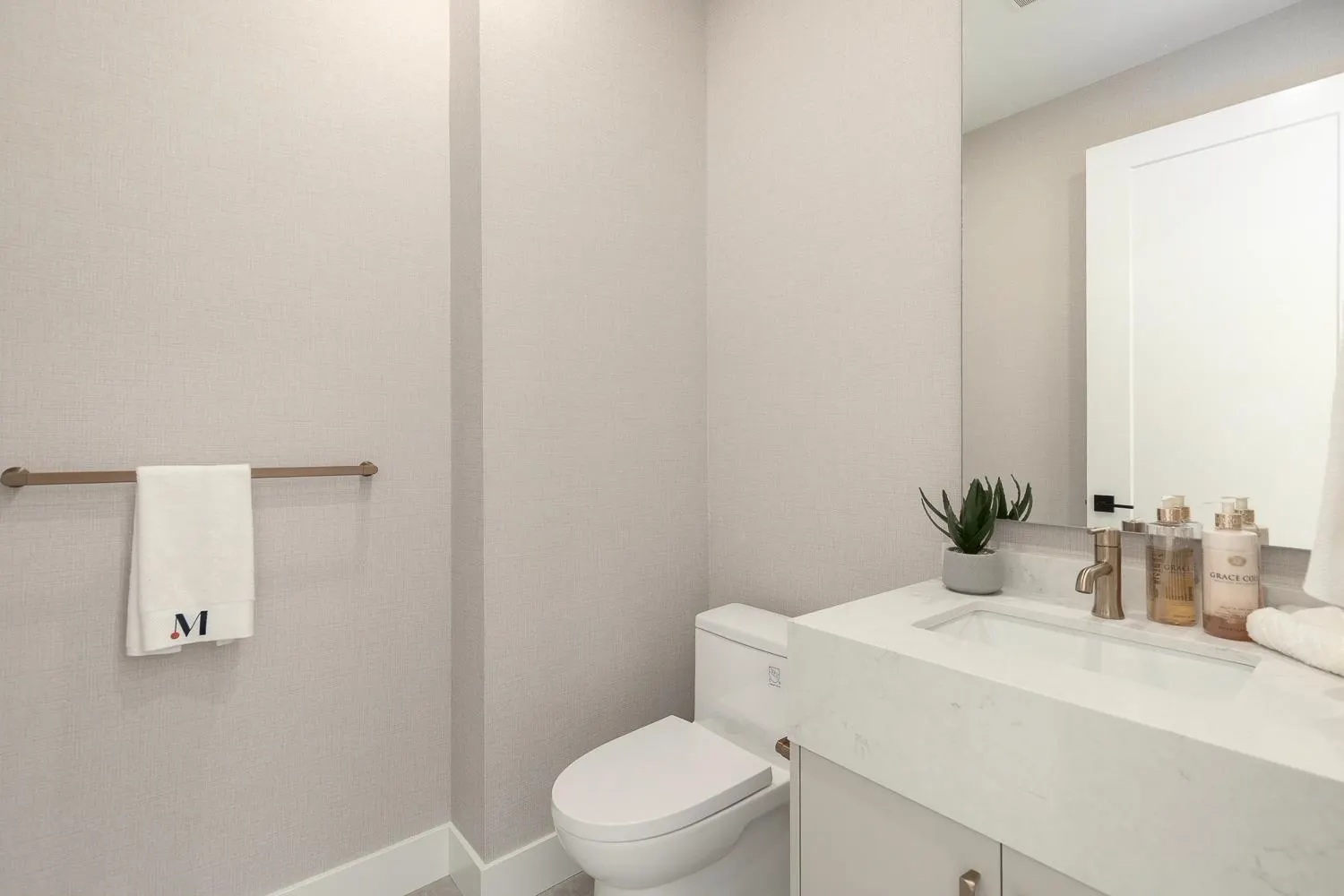 2138 W 48th Avenue #2