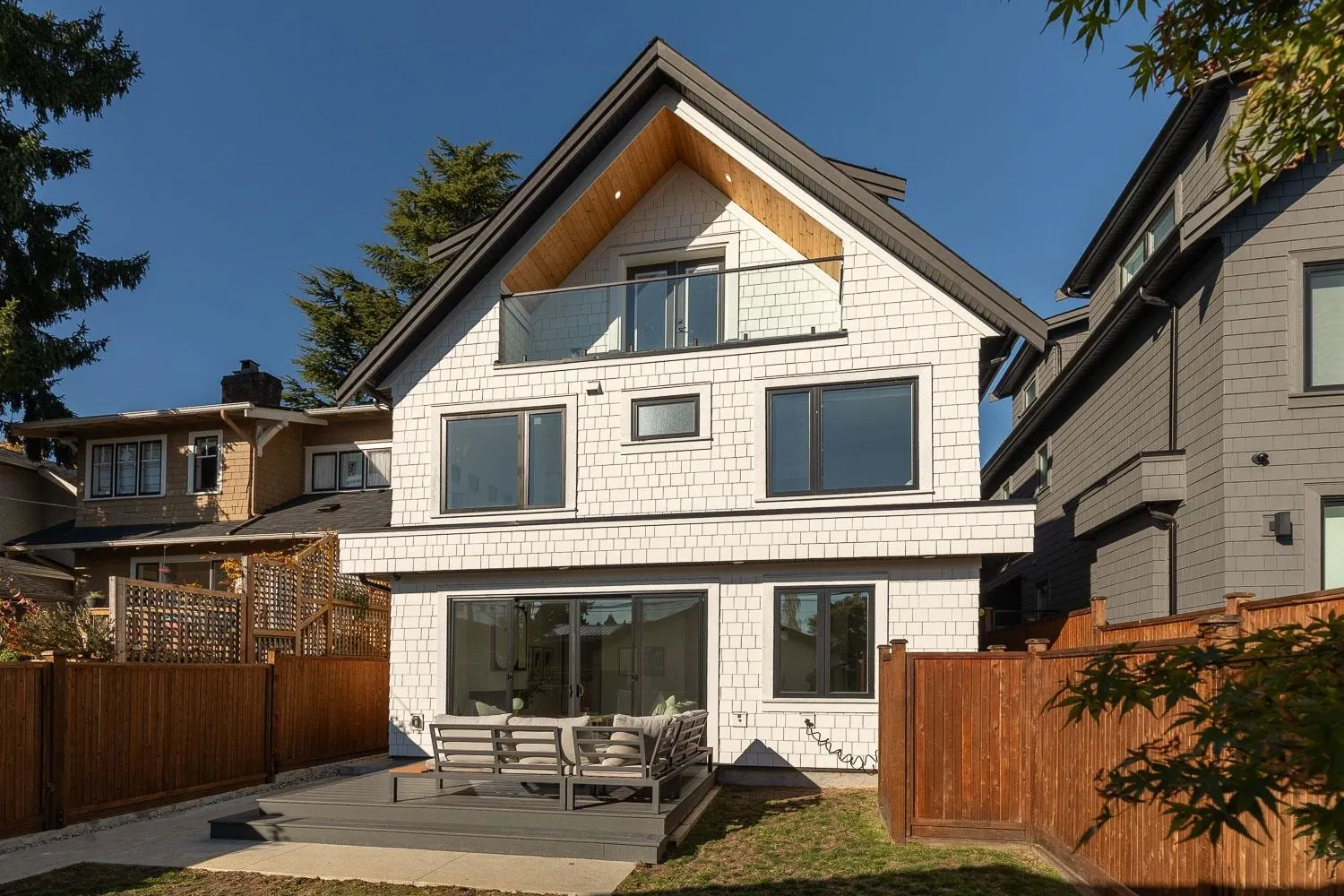 2138 W 48th Avenue #2