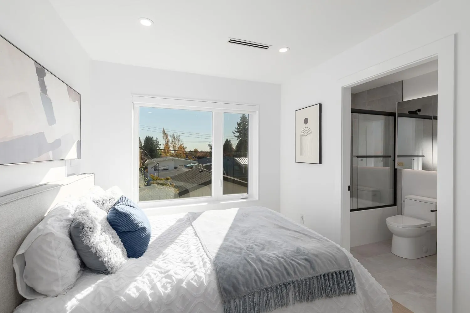 2138 W 48th Avenue #2