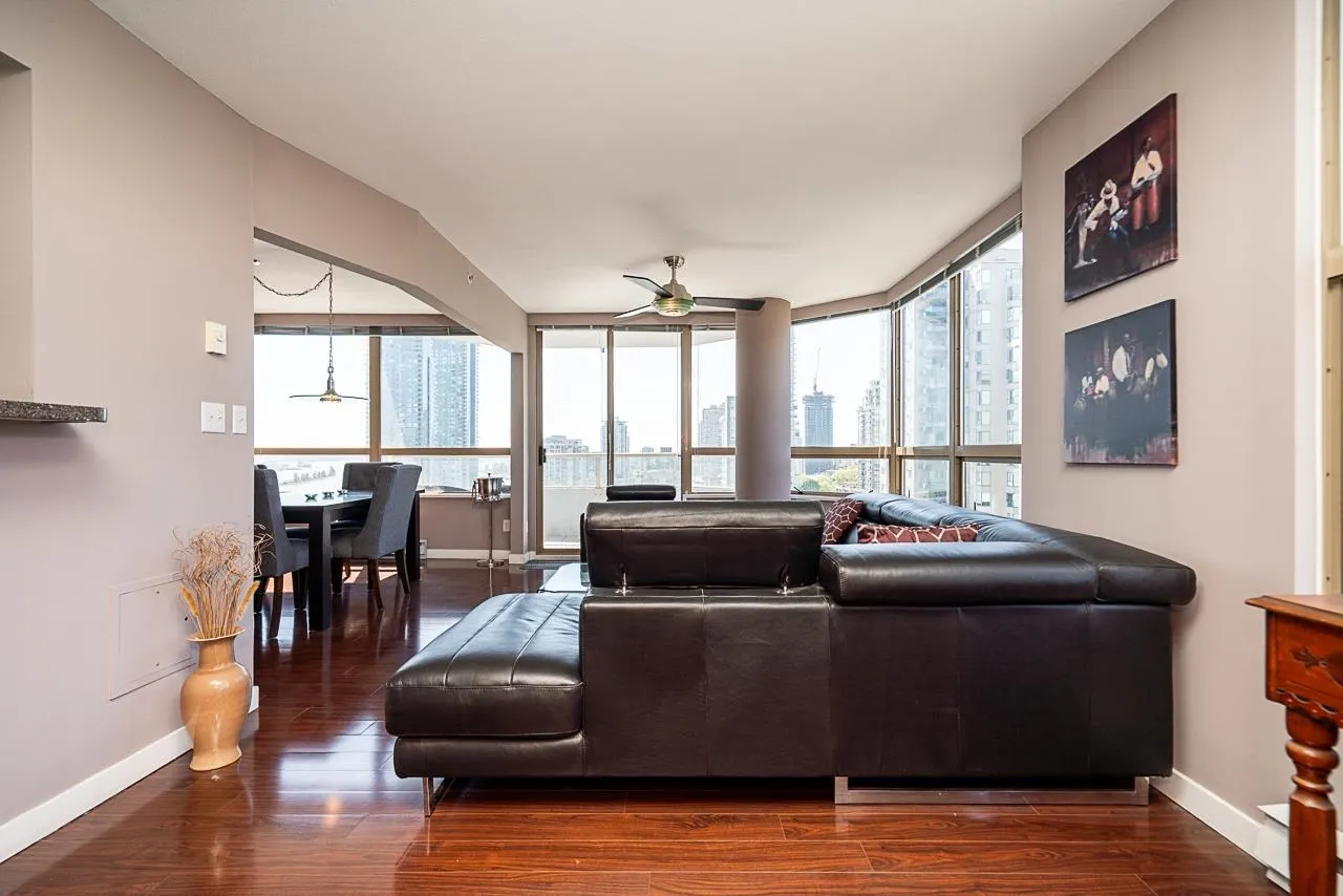 328 Clarkson Street #1000