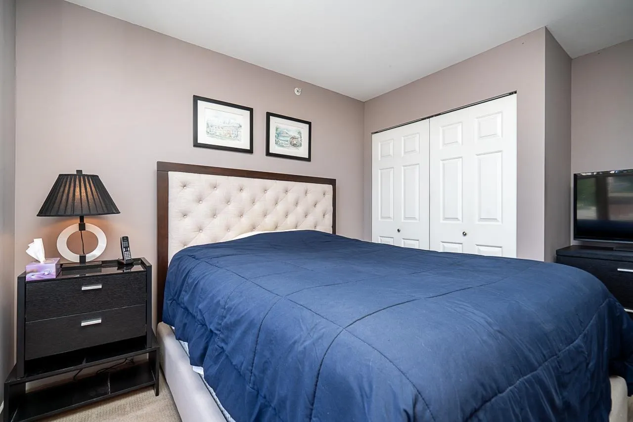 328 Clarkson Street #1000
