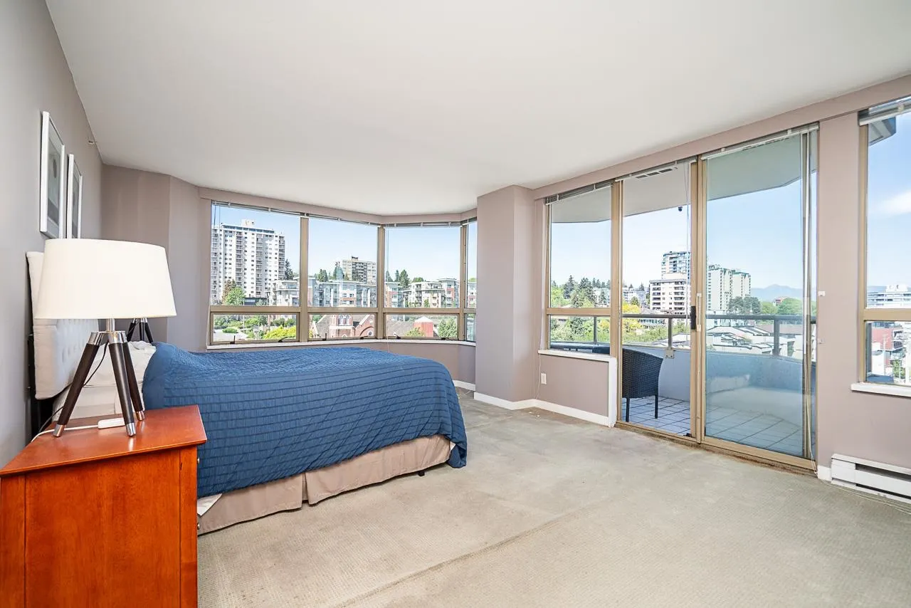 328 Clarkson Street #1000