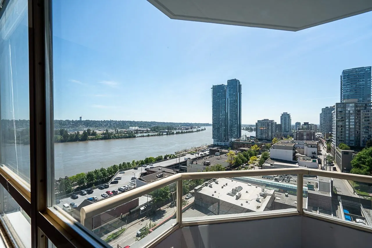 328 Clarkson Street #1000