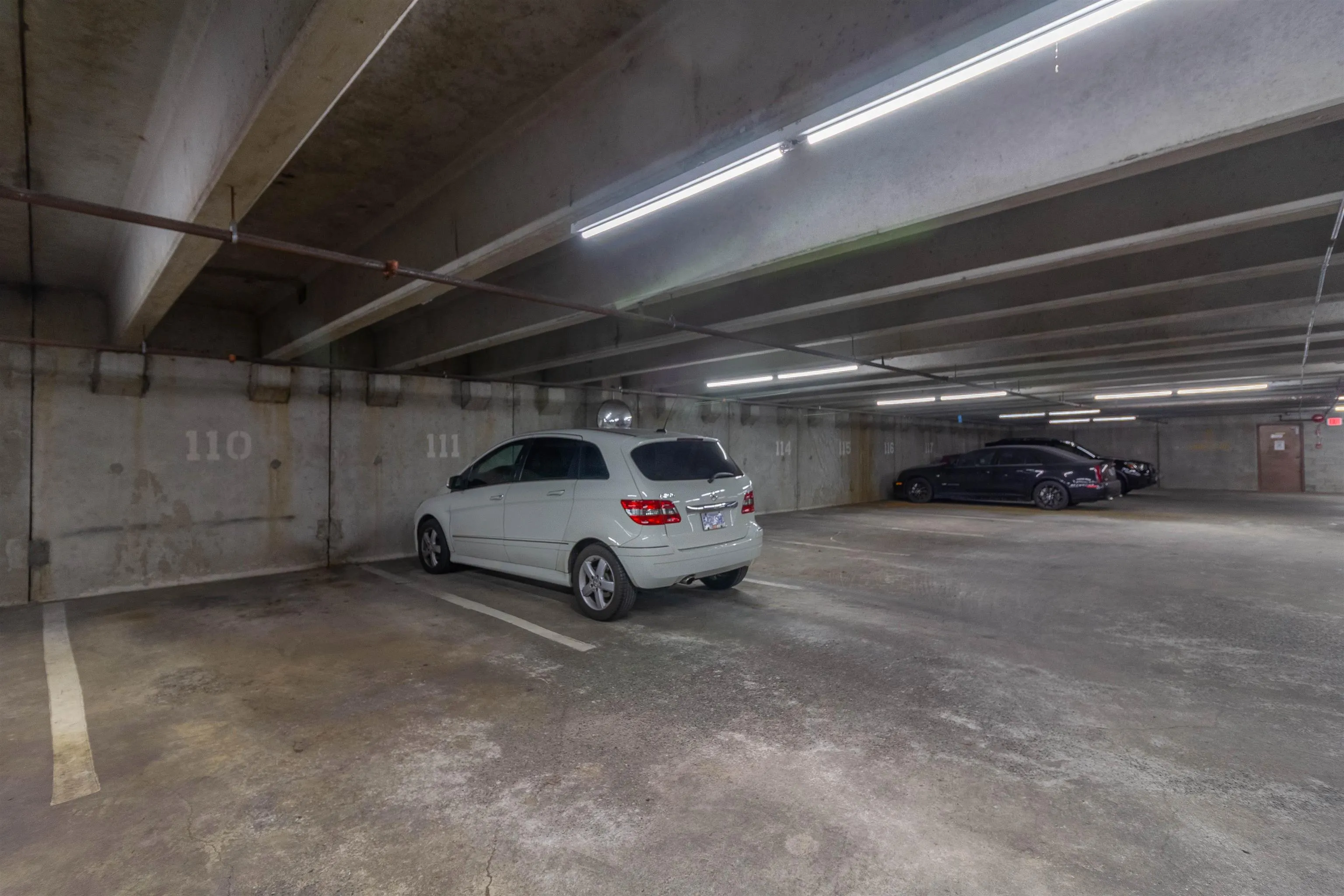 4134 Maywood Street #402