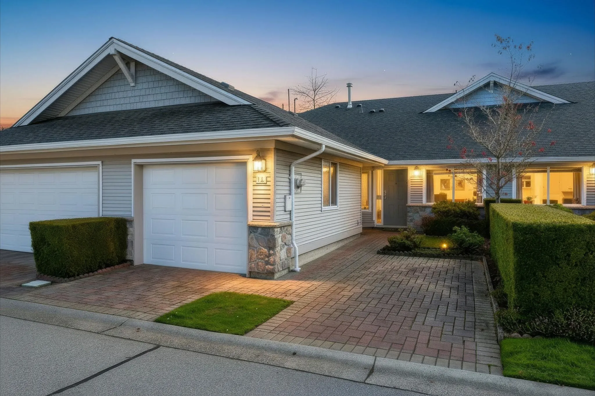 17516 4 Avenue #14