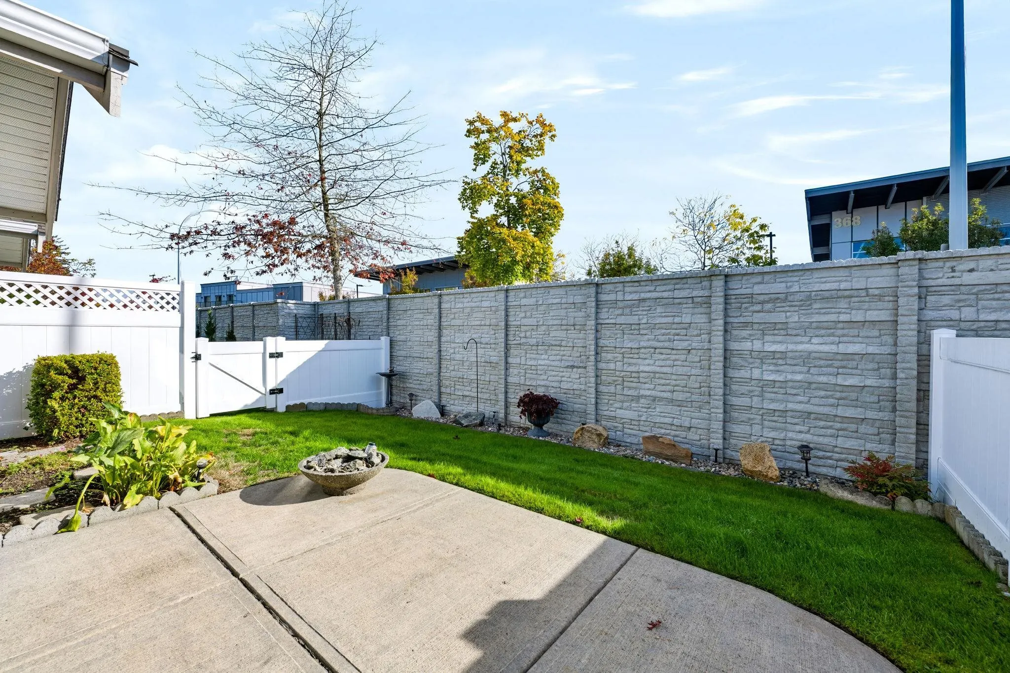 17516 4 Avenue #14