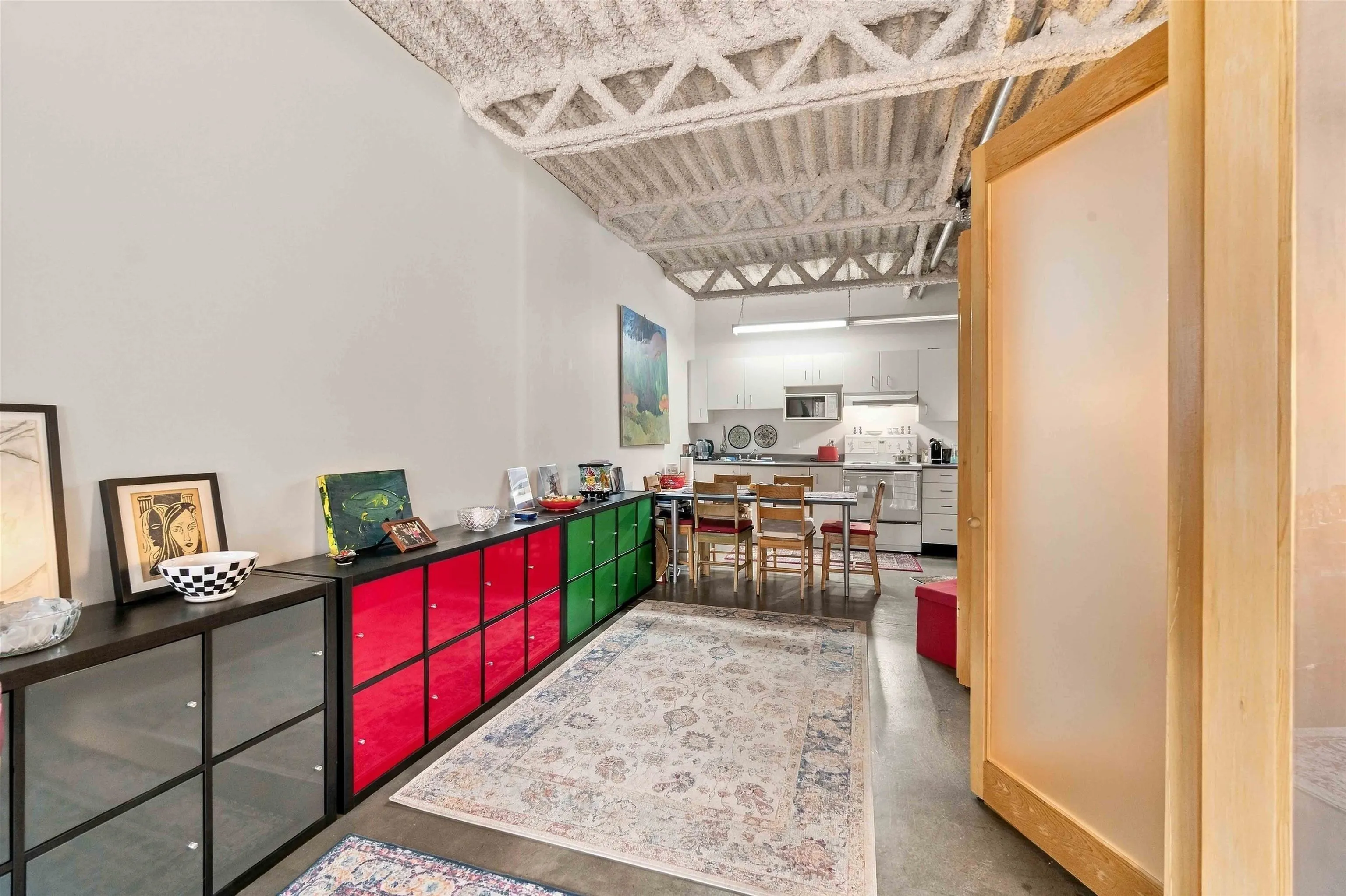 350 E 2nd Avenue #307