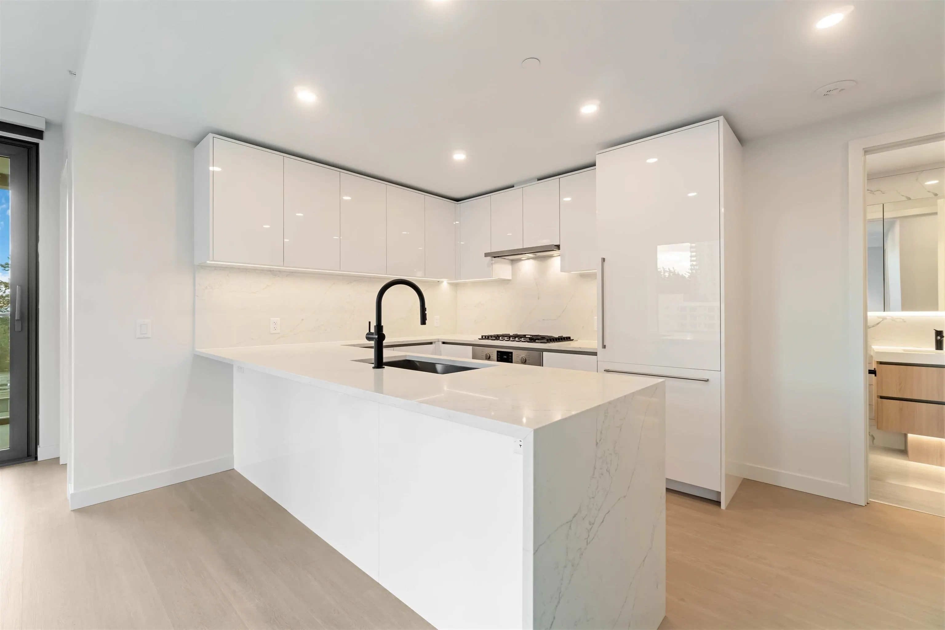 5987 Wilson Avenue #404