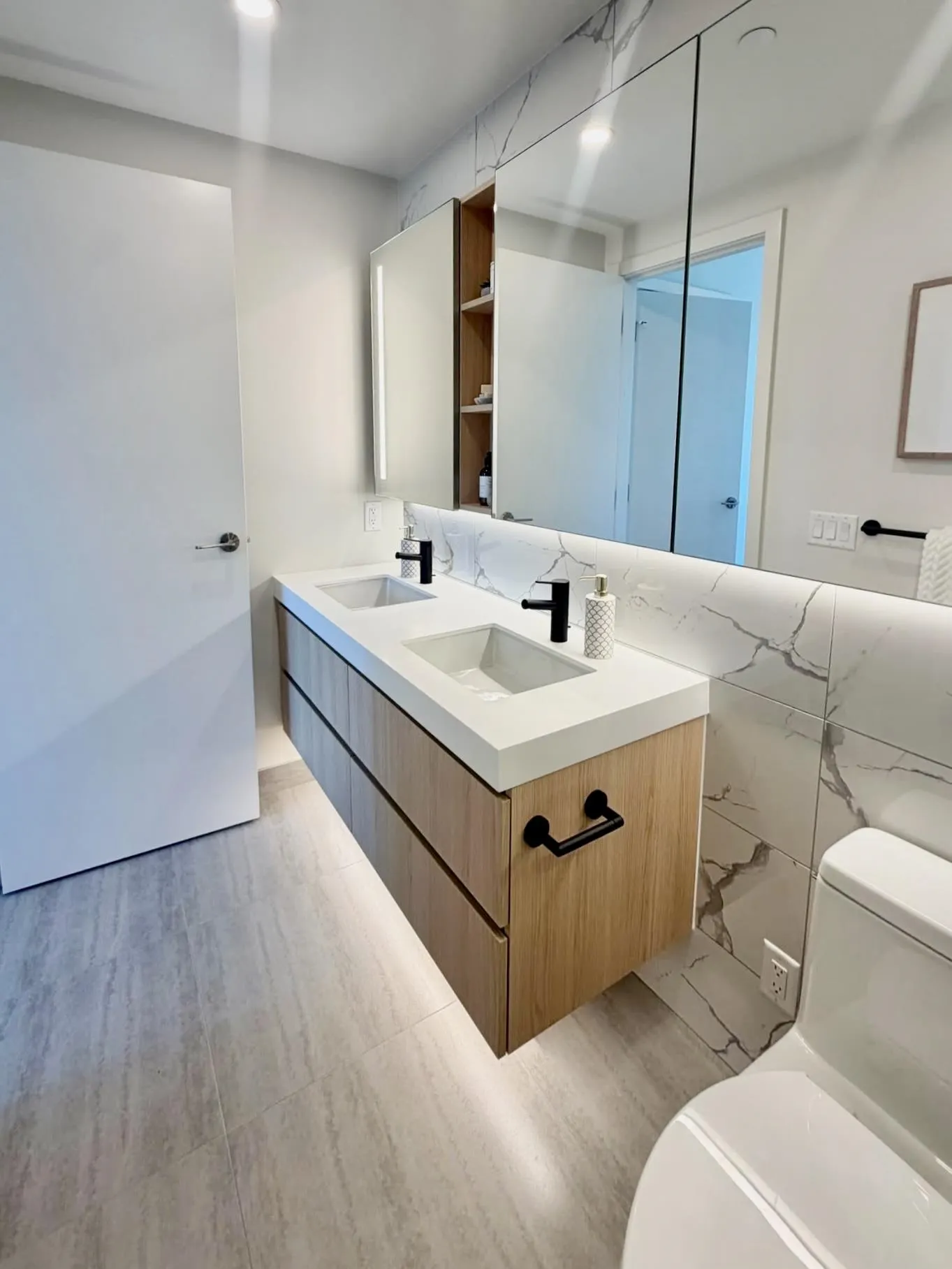 5987 Wilson Avenue #404