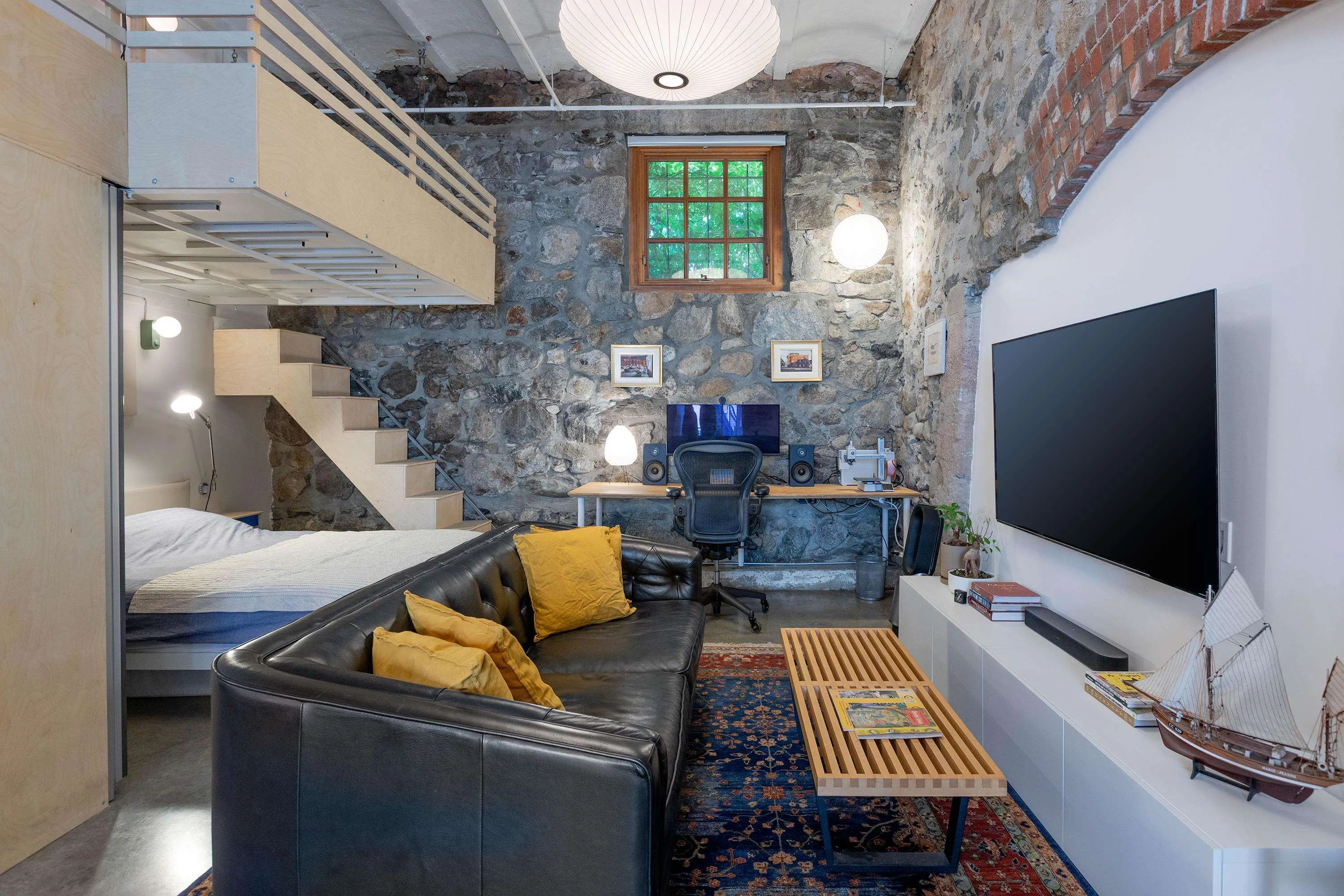 280 E 6th Avenue #4