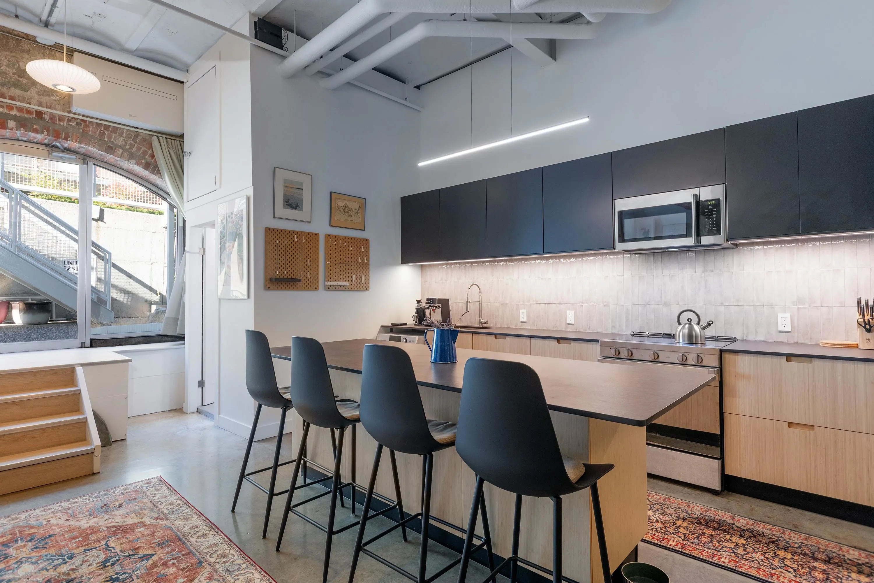280 E 6th Avenue #4
