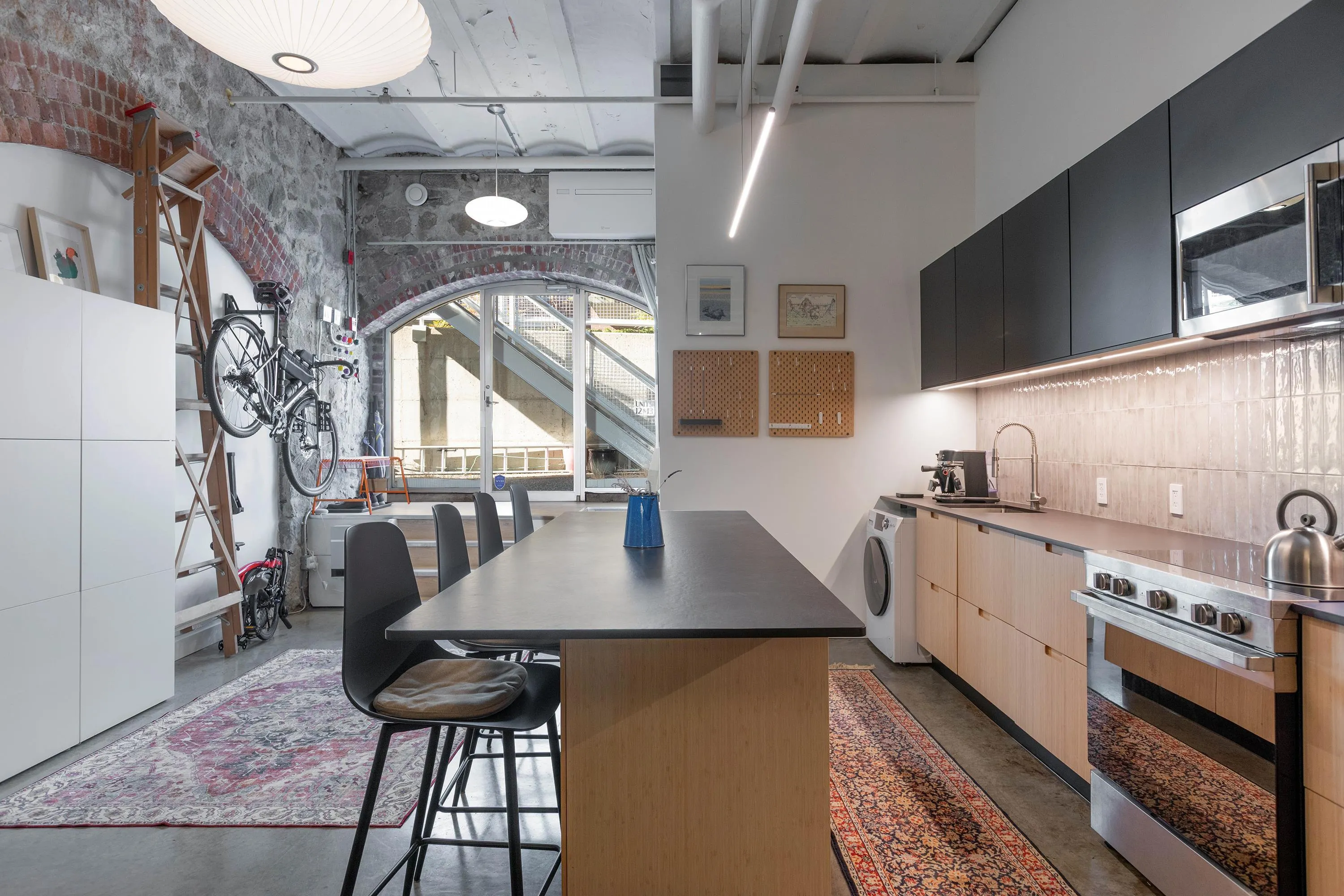 280 E 6th Avenue #4