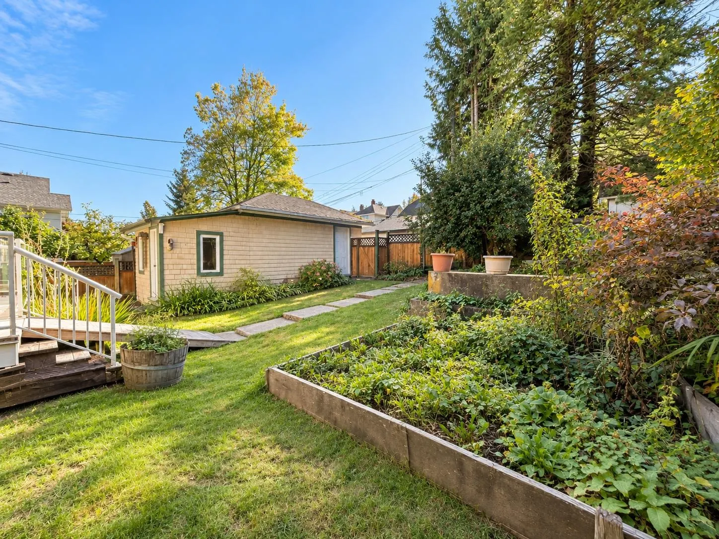 1180 Devonshire Crescent