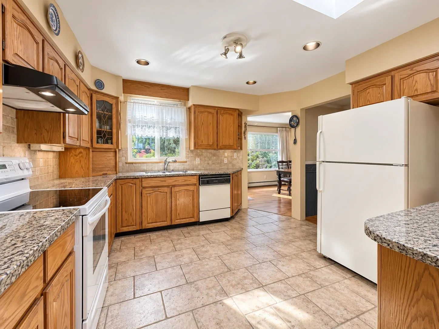 1180 Devonshire Crescent