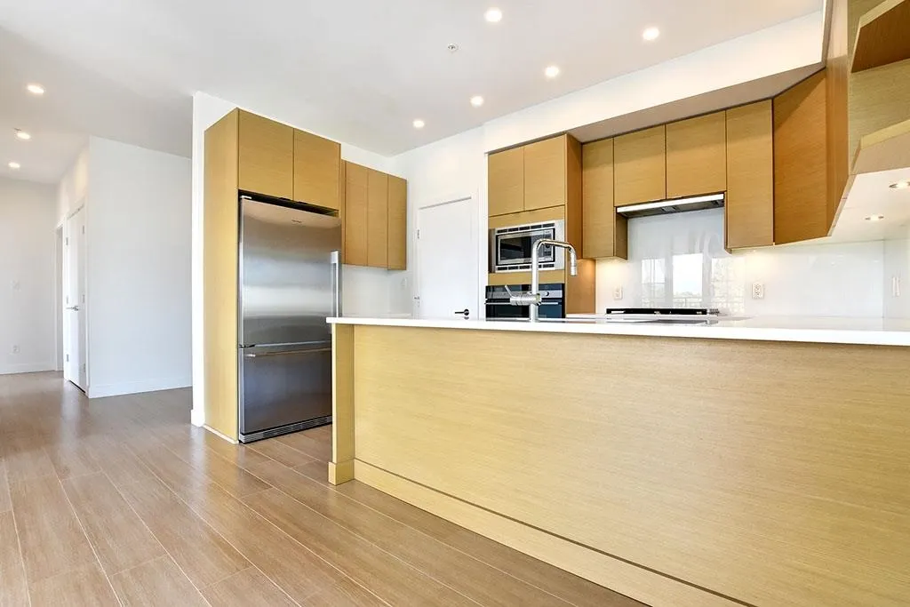 2528 Collingwood Street #PH7