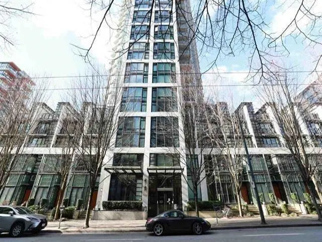 1255 Seymour