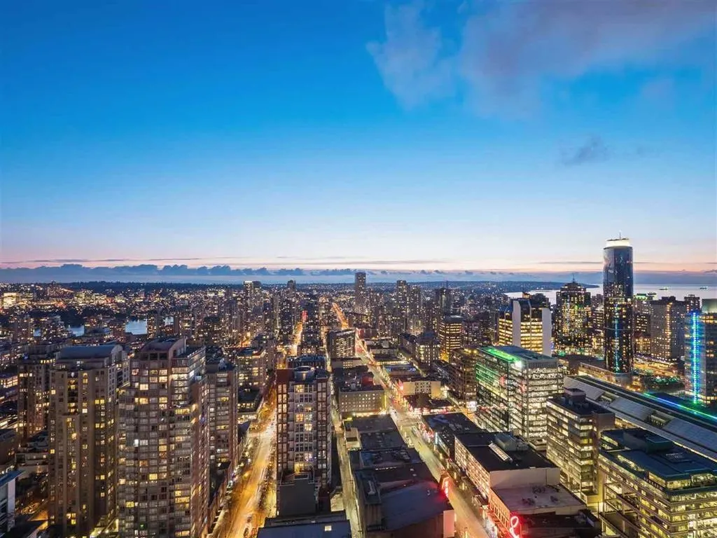 833 Seymour Street #39fl