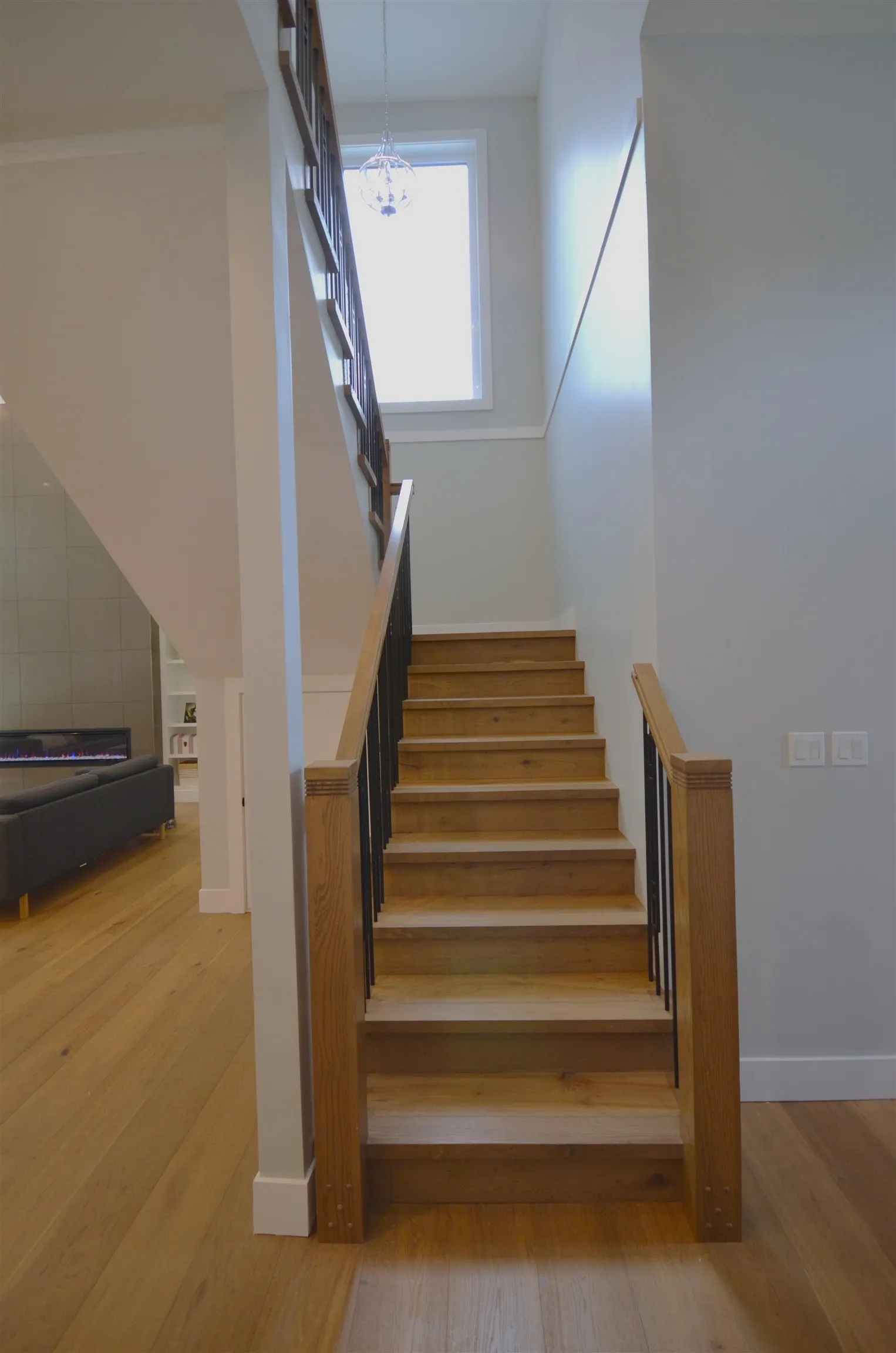 12409 193b Street