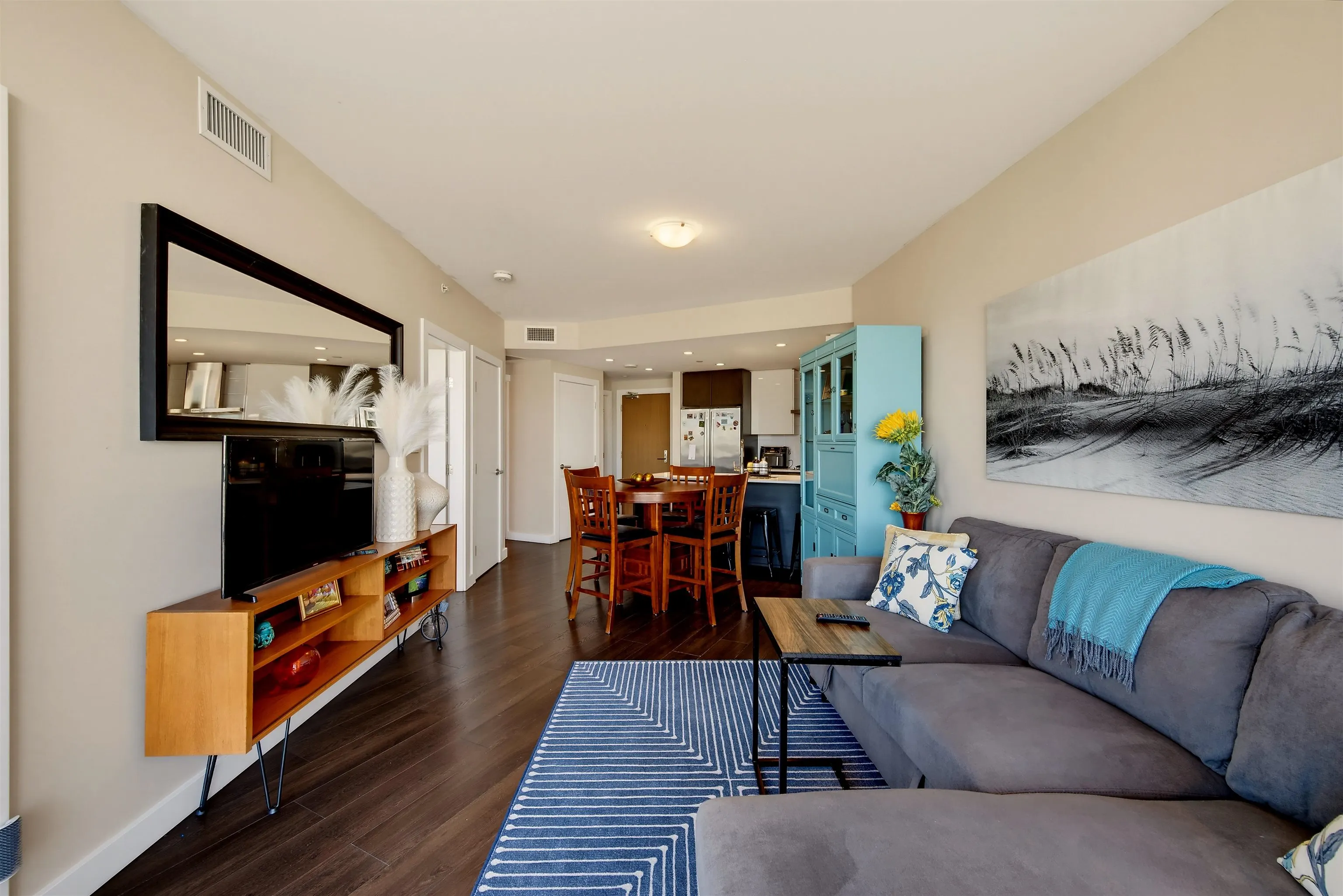 1618 Quebec Street Street #1711