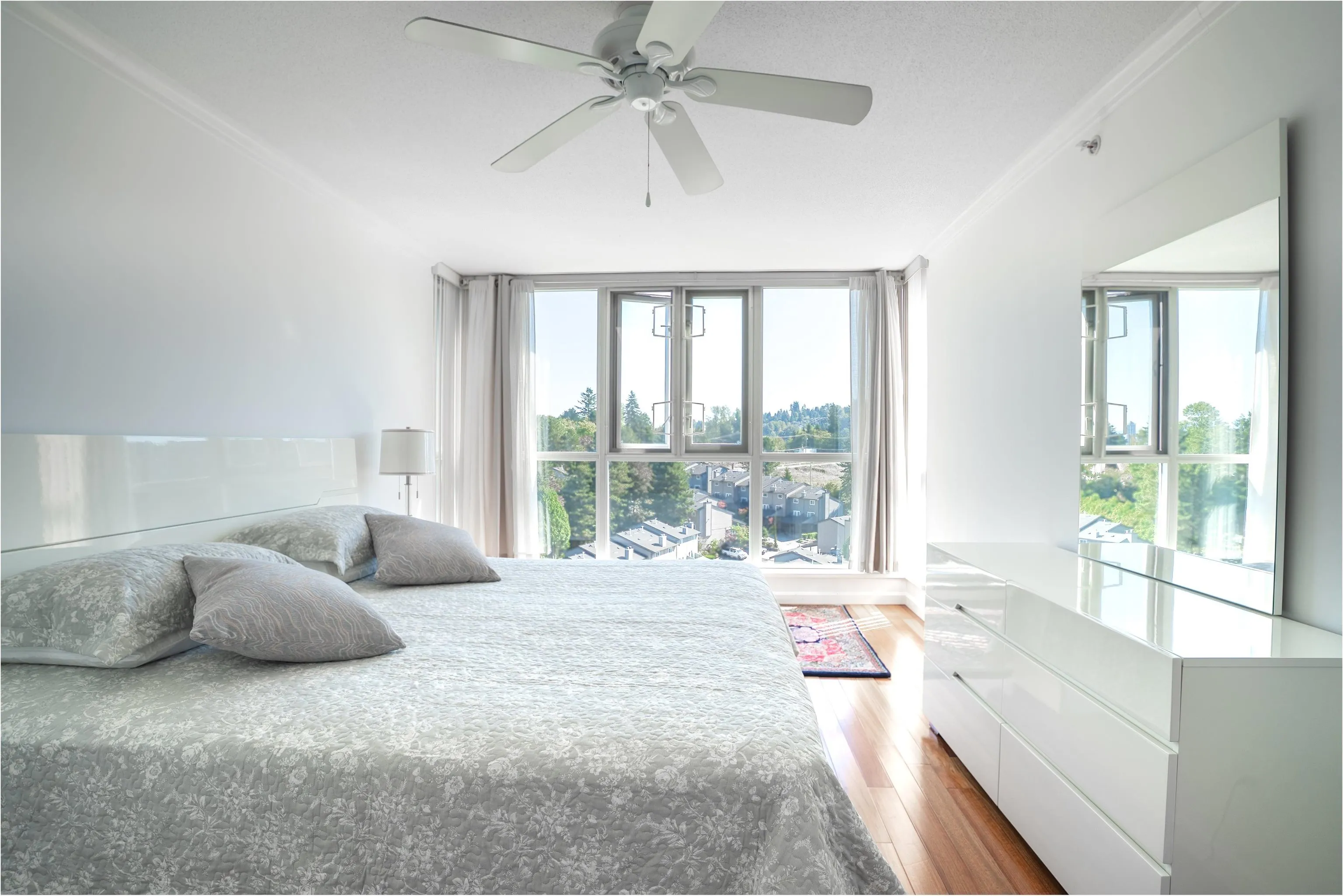 235 Guildford Way #1403