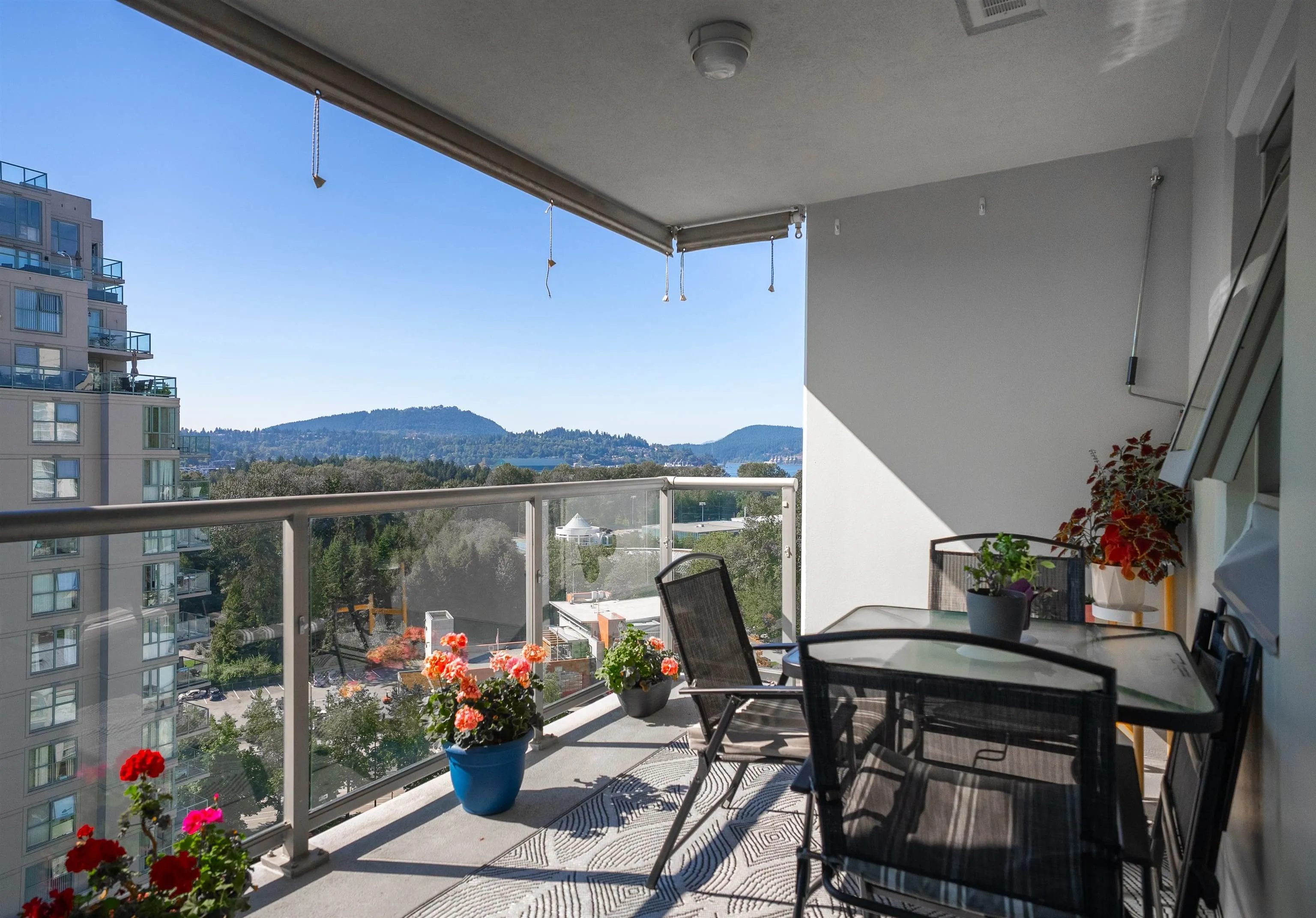 235 Guildford Way #1403