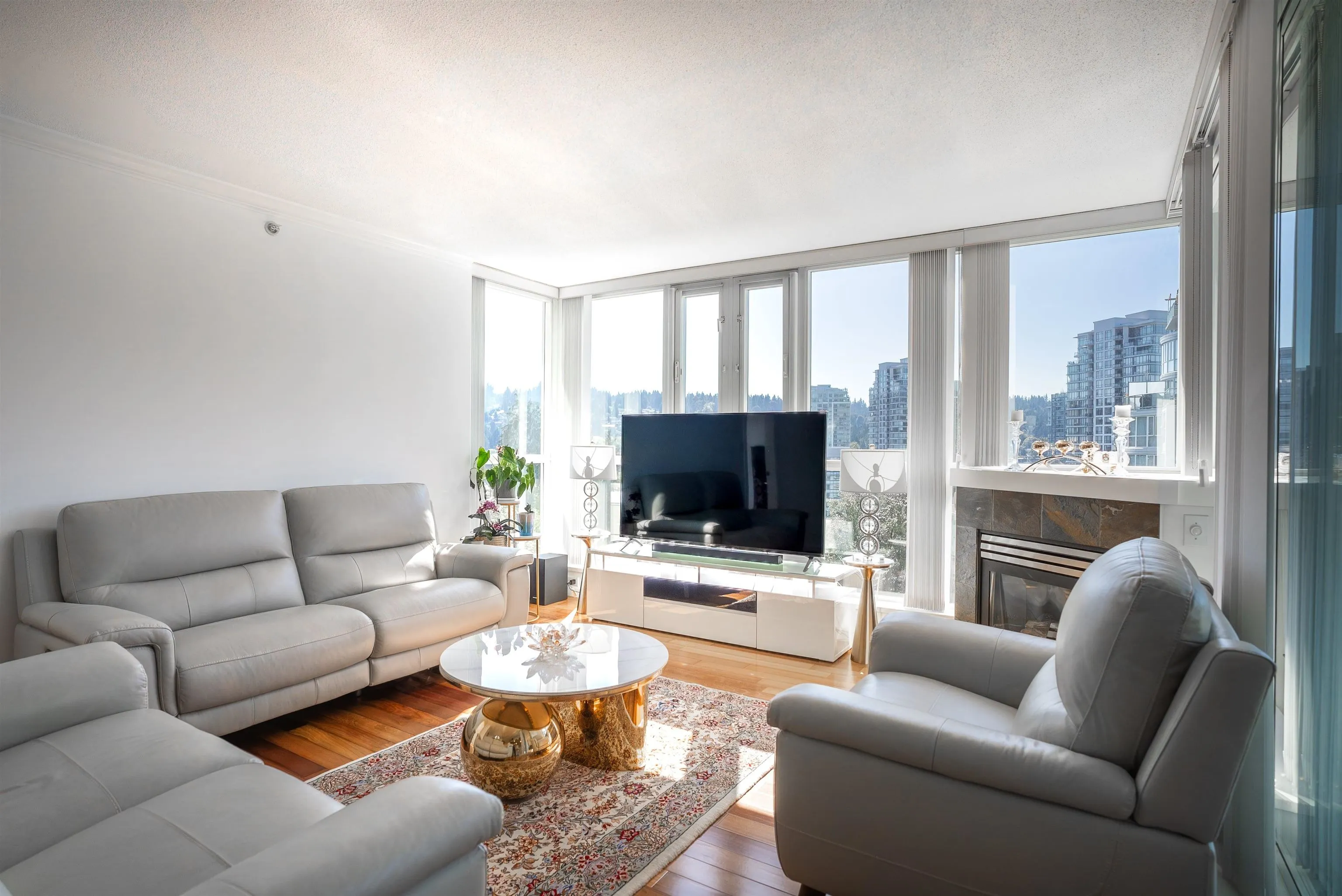 235 Guildford Way #1403