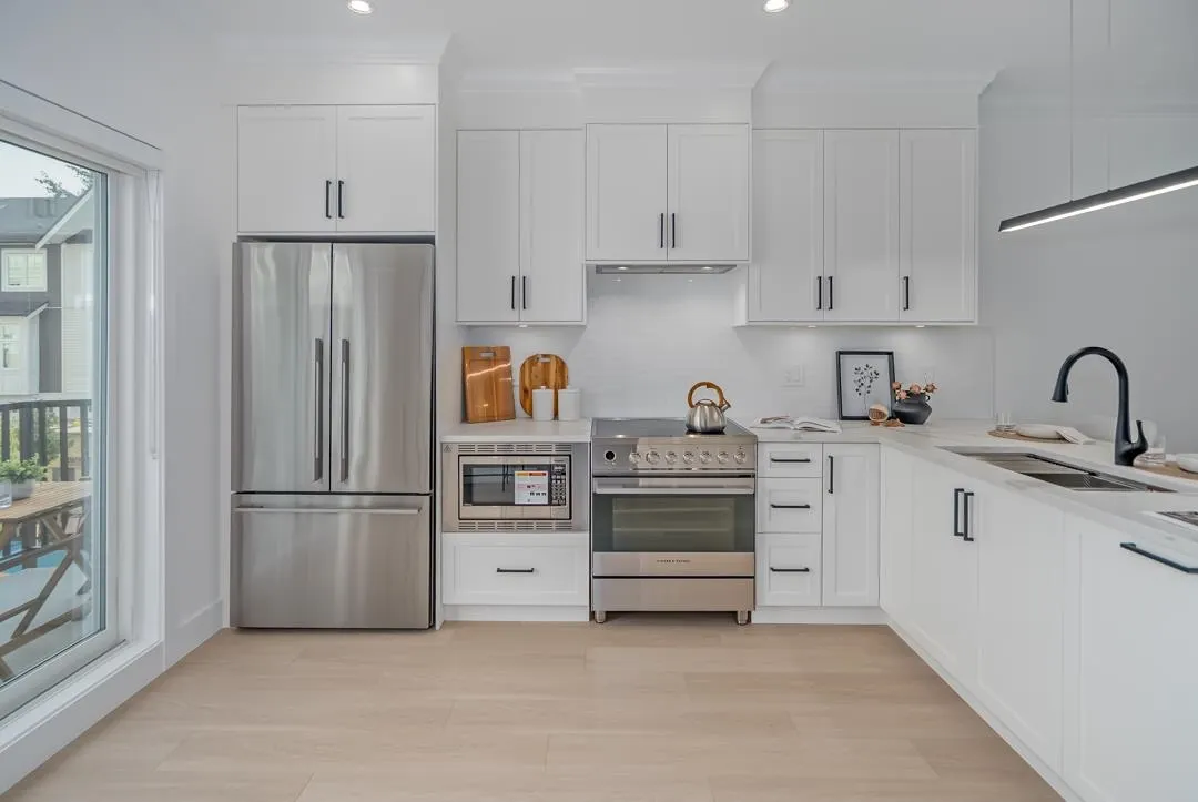 22811 Mclean Avenue #3