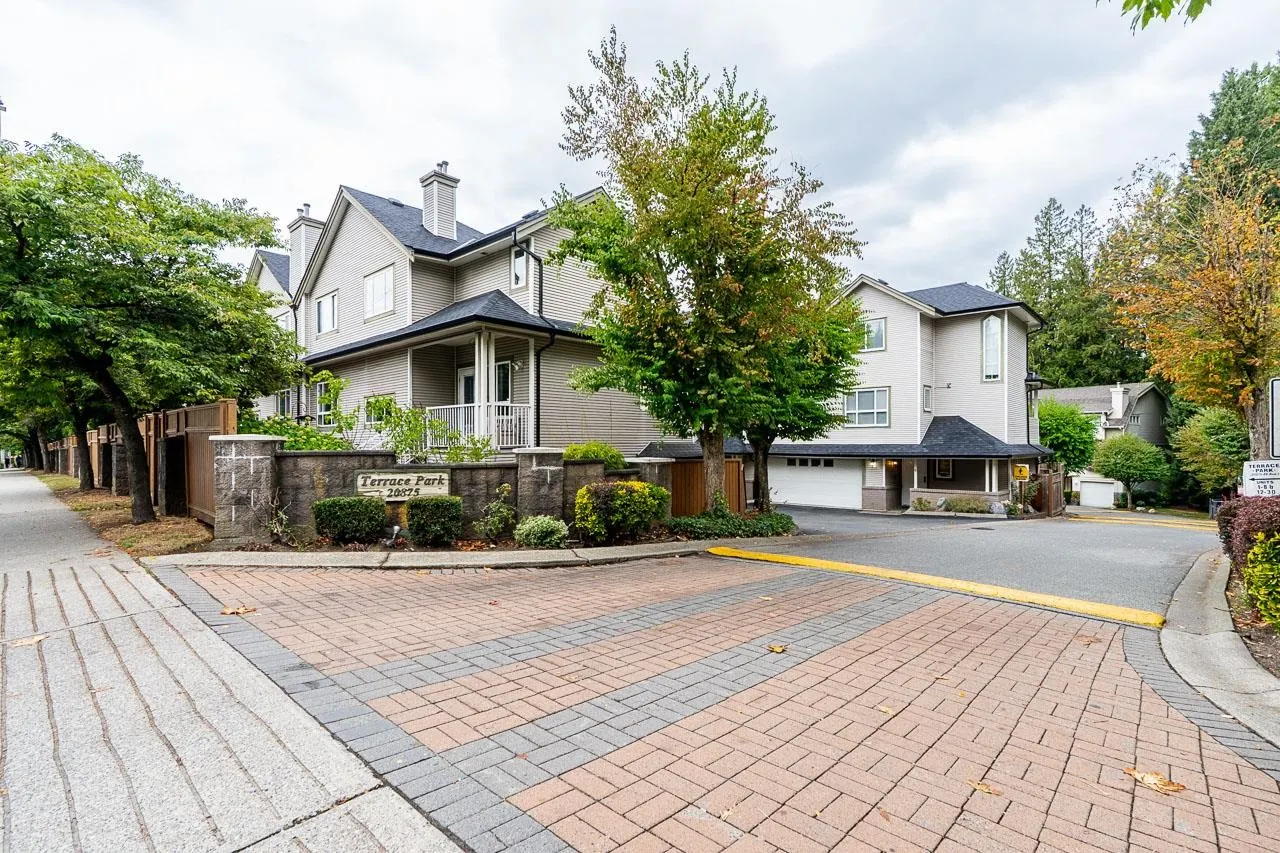 20875 88 Avenue #25