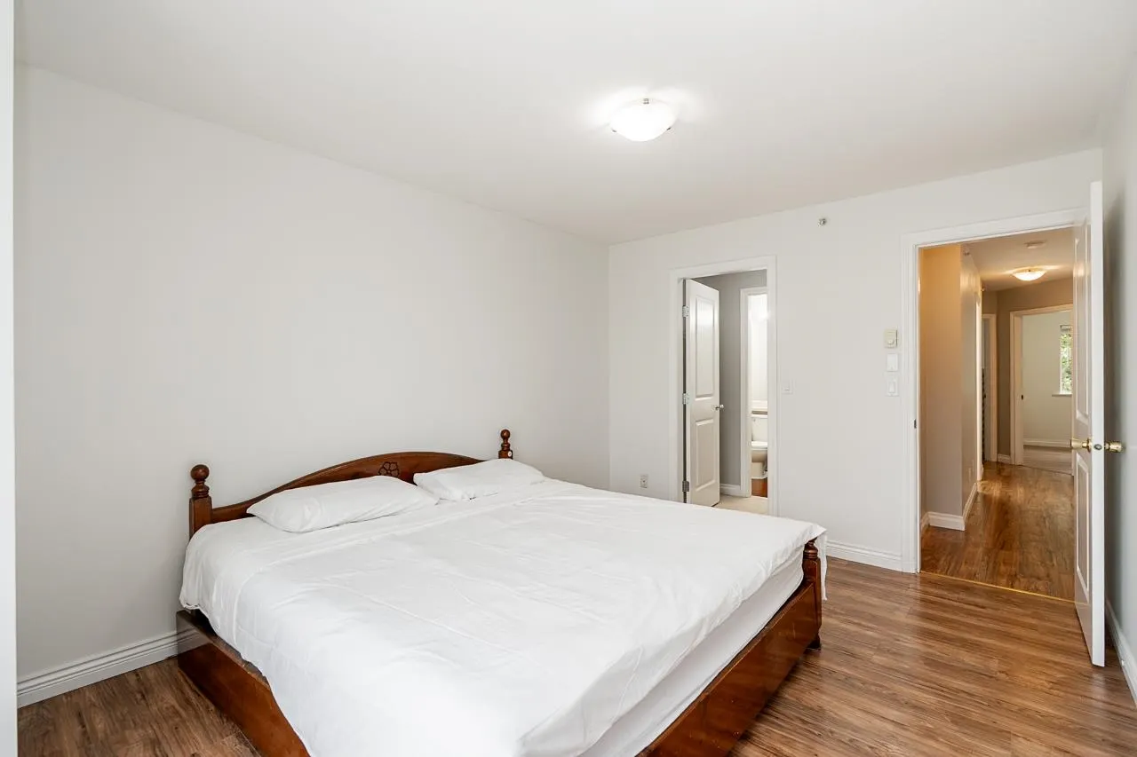 20875 88 Avenue #25