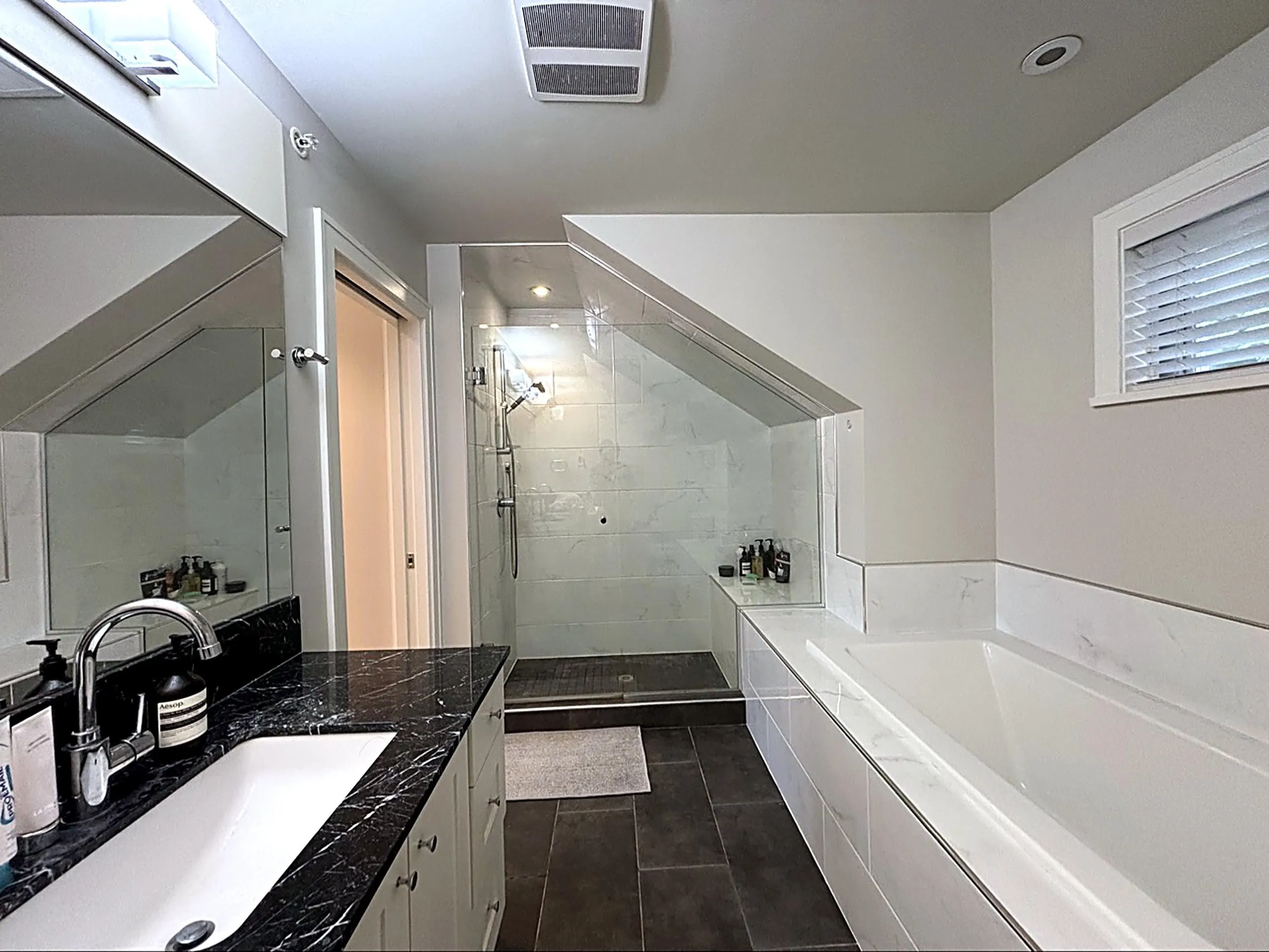 1460 Tilney Mews