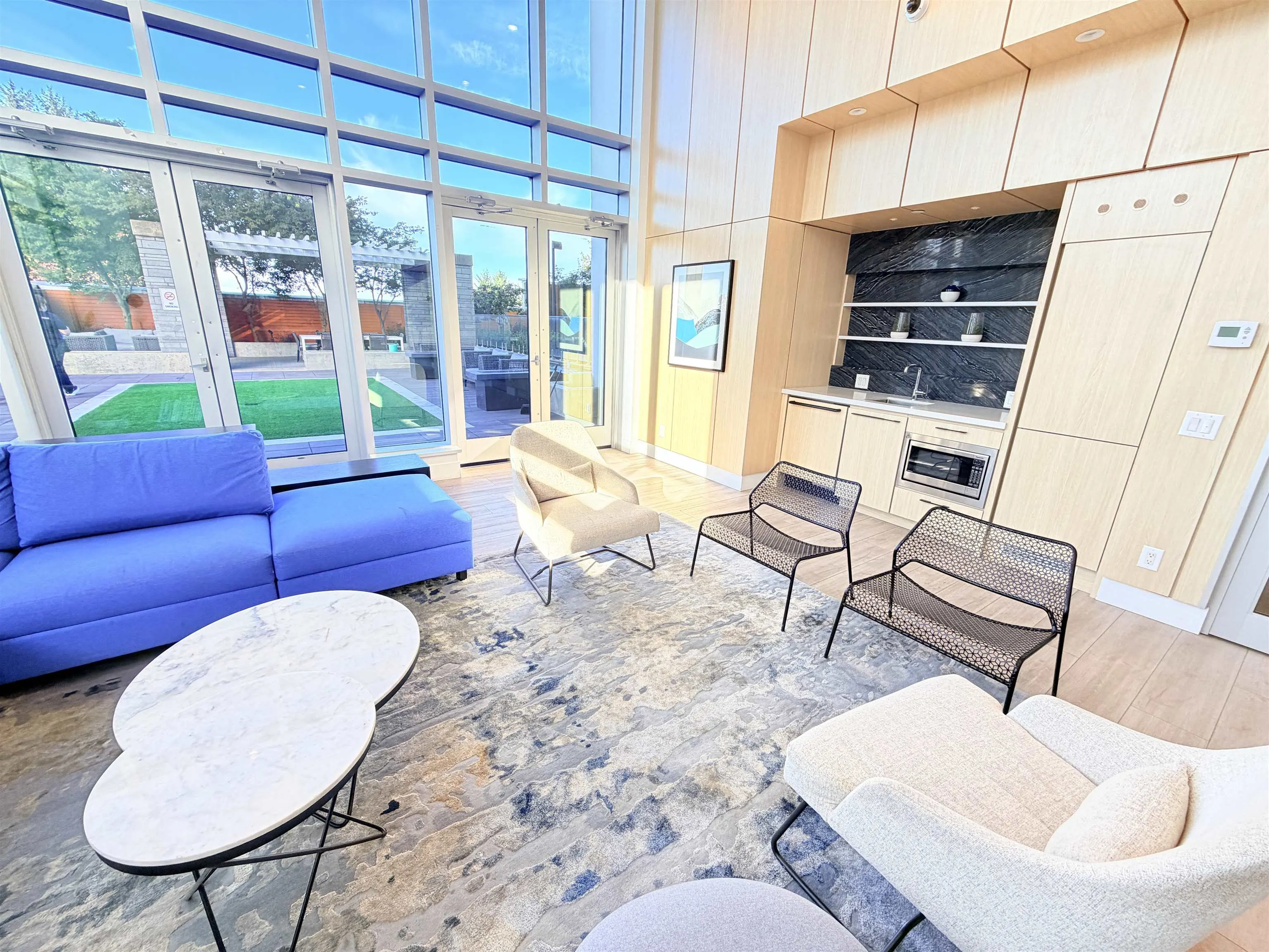 652 Whiting Way #2509