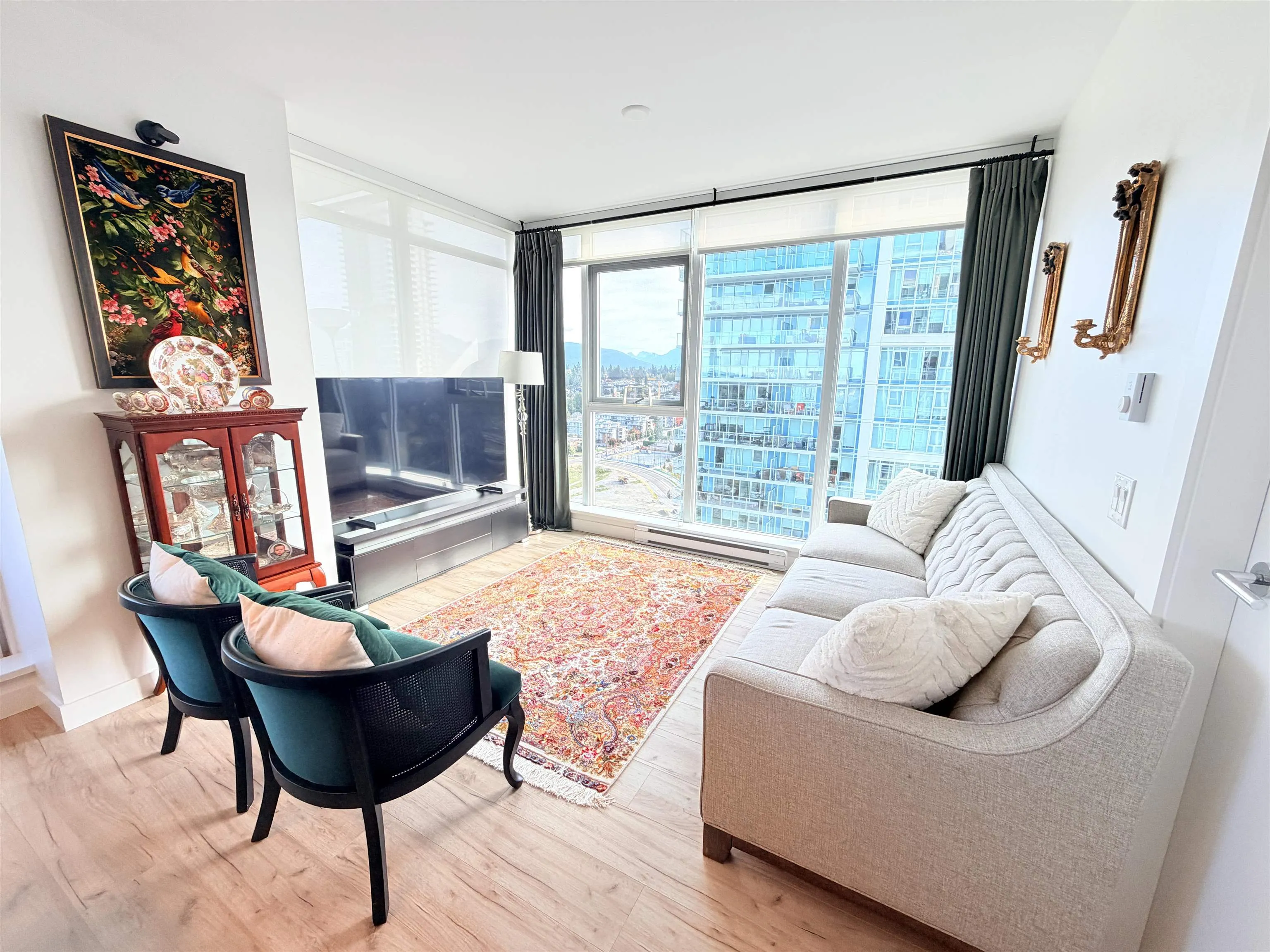 652 Whiting Way #2509