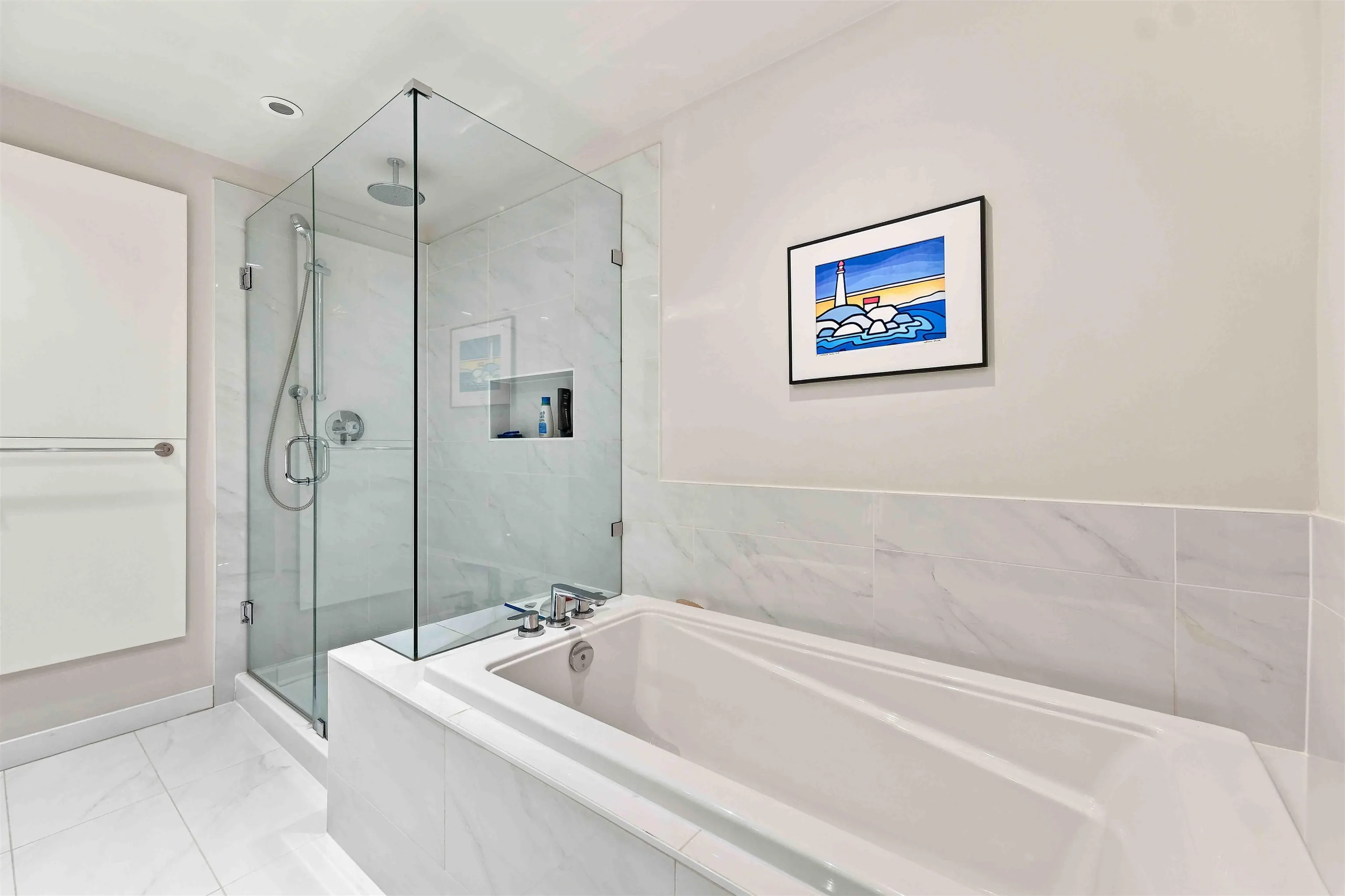 3911 Cates Landing Way #203