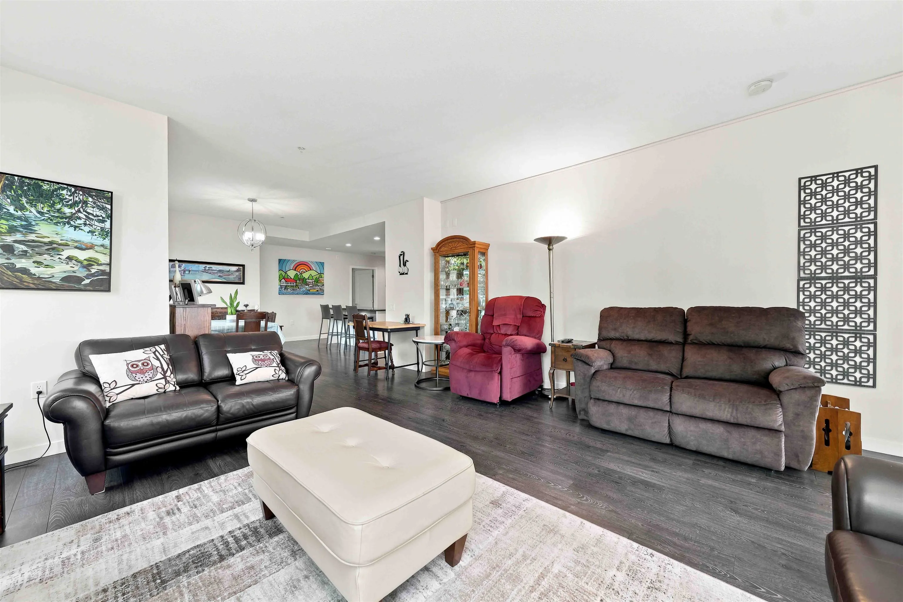 3911 Cates Landing Way #203